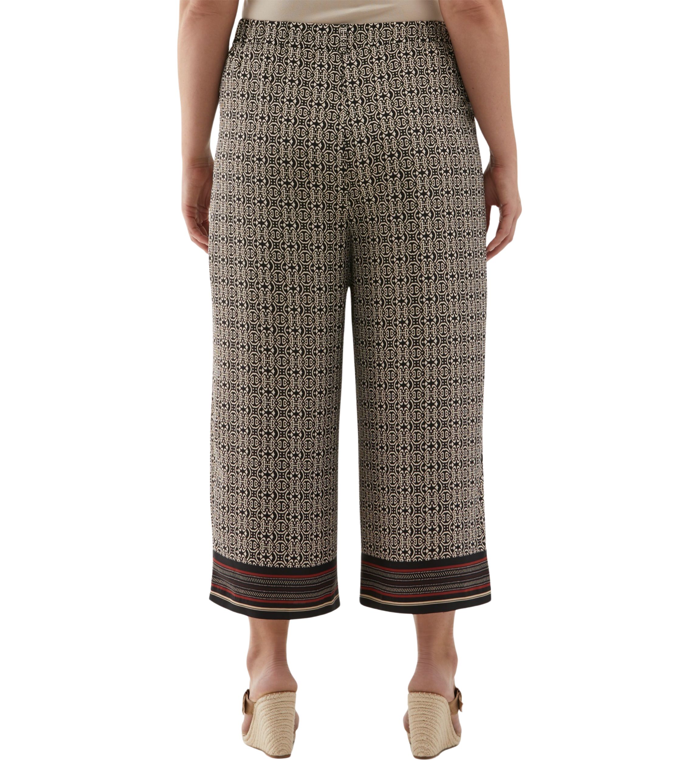 Plus Size Medallion Print Wide Leg Crop Pants