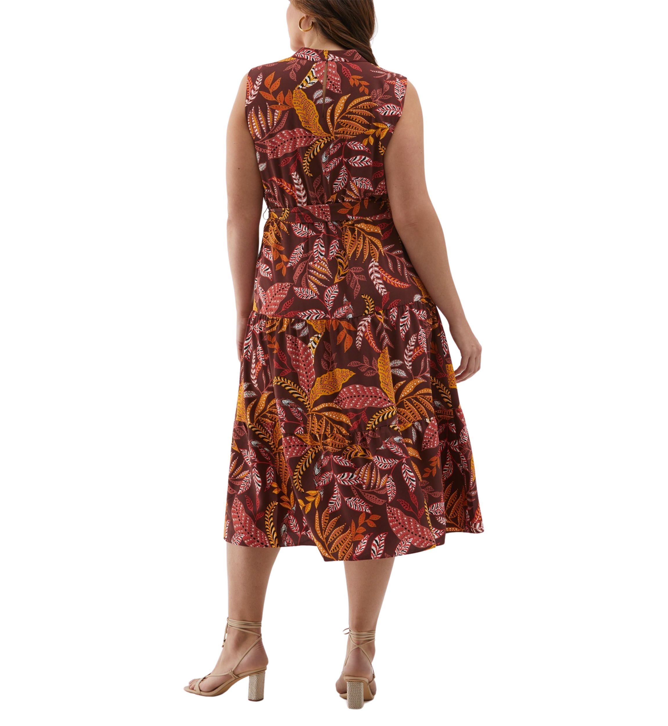 Plus Size Leaf Printed Belted Sleeveless Dress