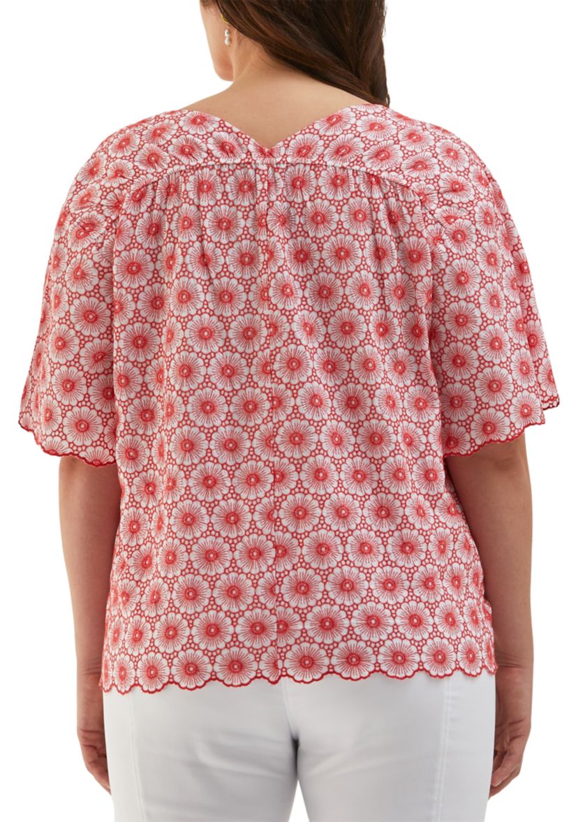 Plus Size Daisy Embroidered Elbow Sleeve Blouse