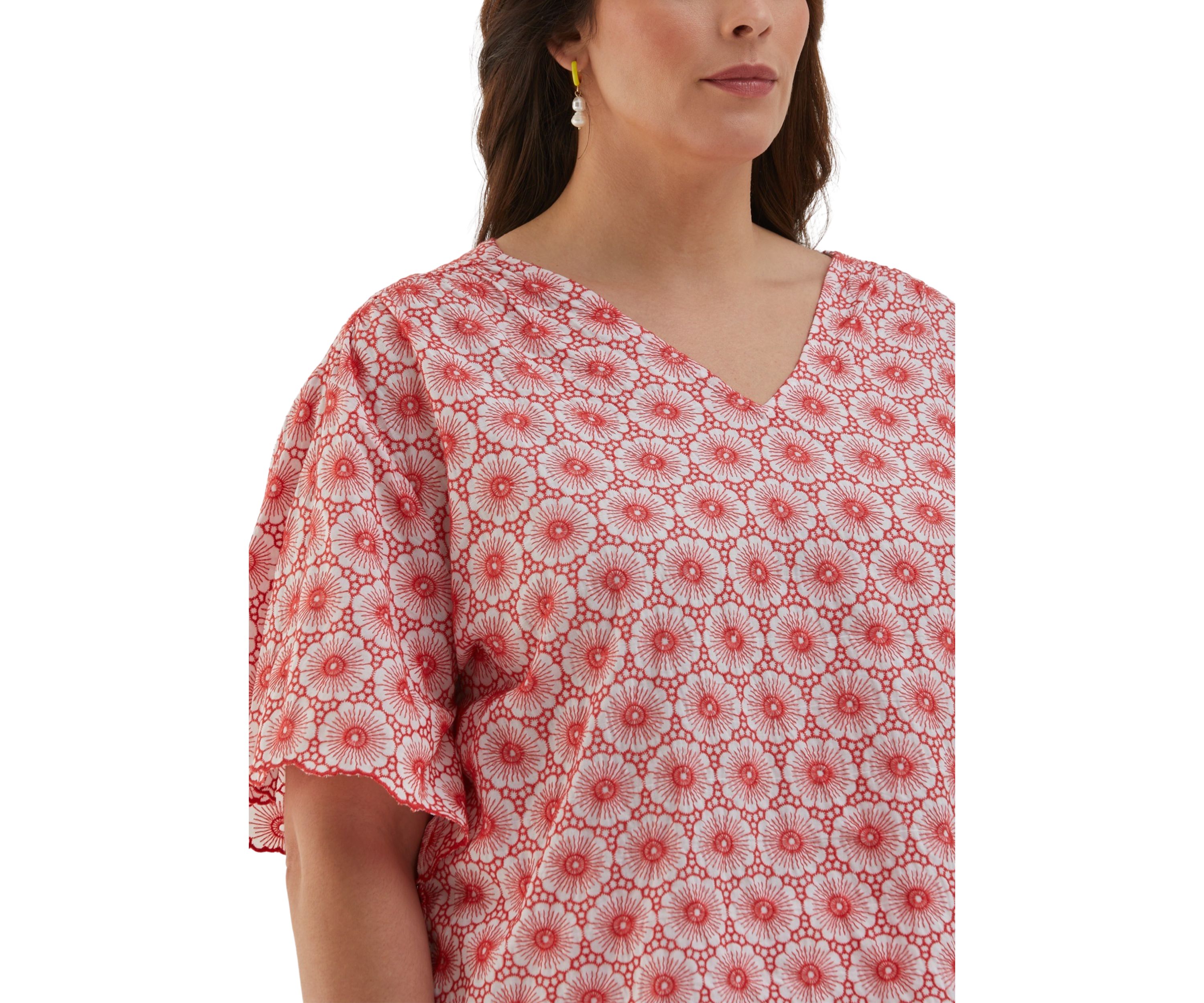 Plus Size Daisy Embroidered Elbow Sleeve Blouse
