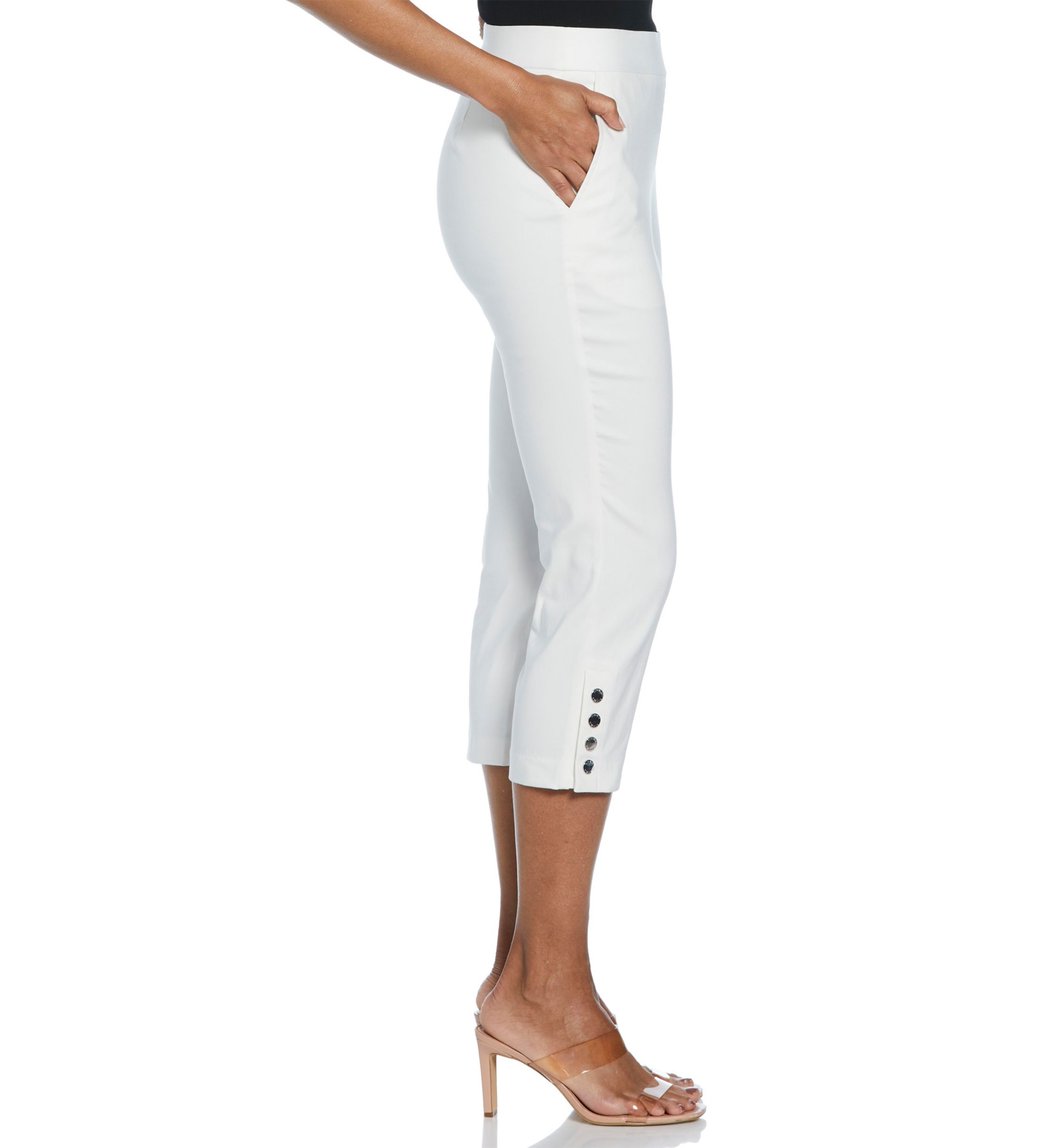 Petite Rivet Detail Pull-On Capri Pants