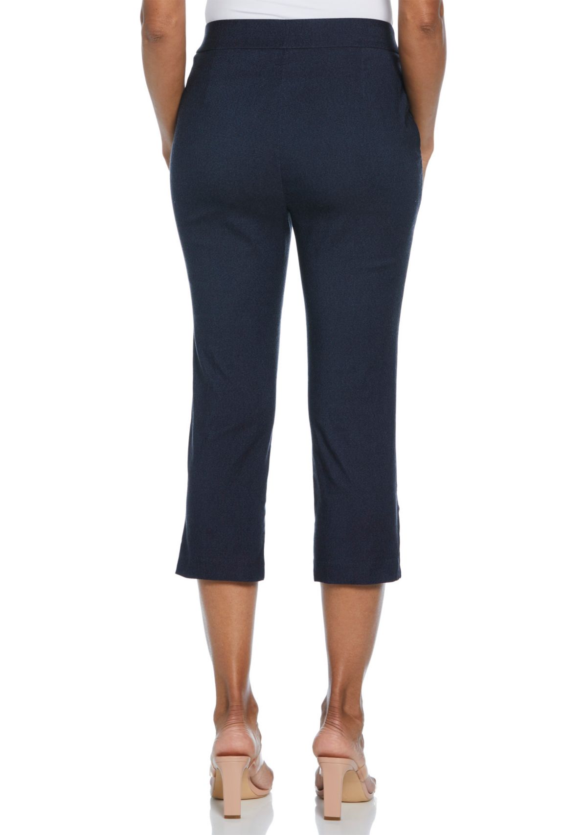 Petite Indigo Rinse Rivet Detail Pull-On Capri Pants