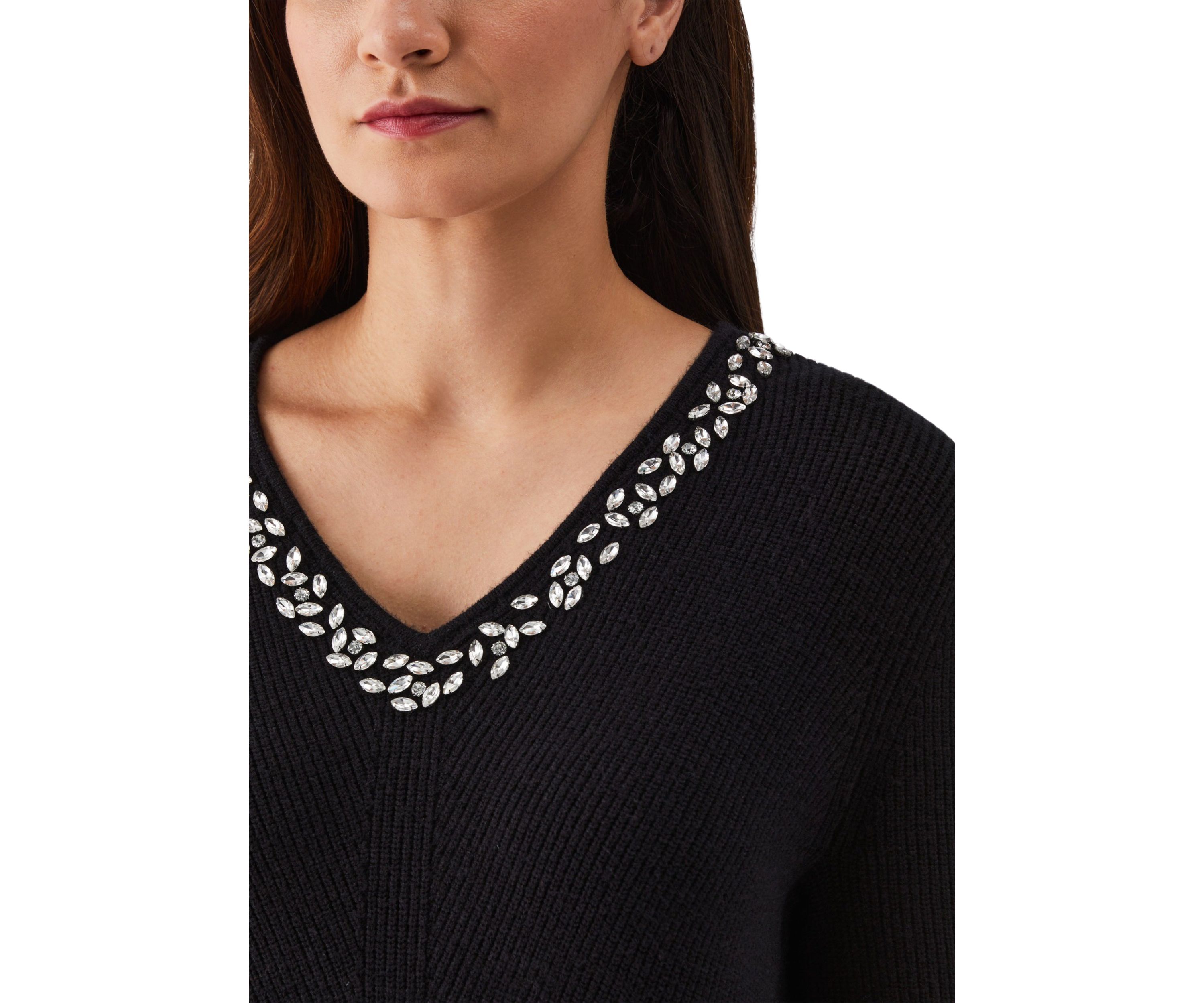 Petite Embellished V-Neck Long Sleeve Sweater