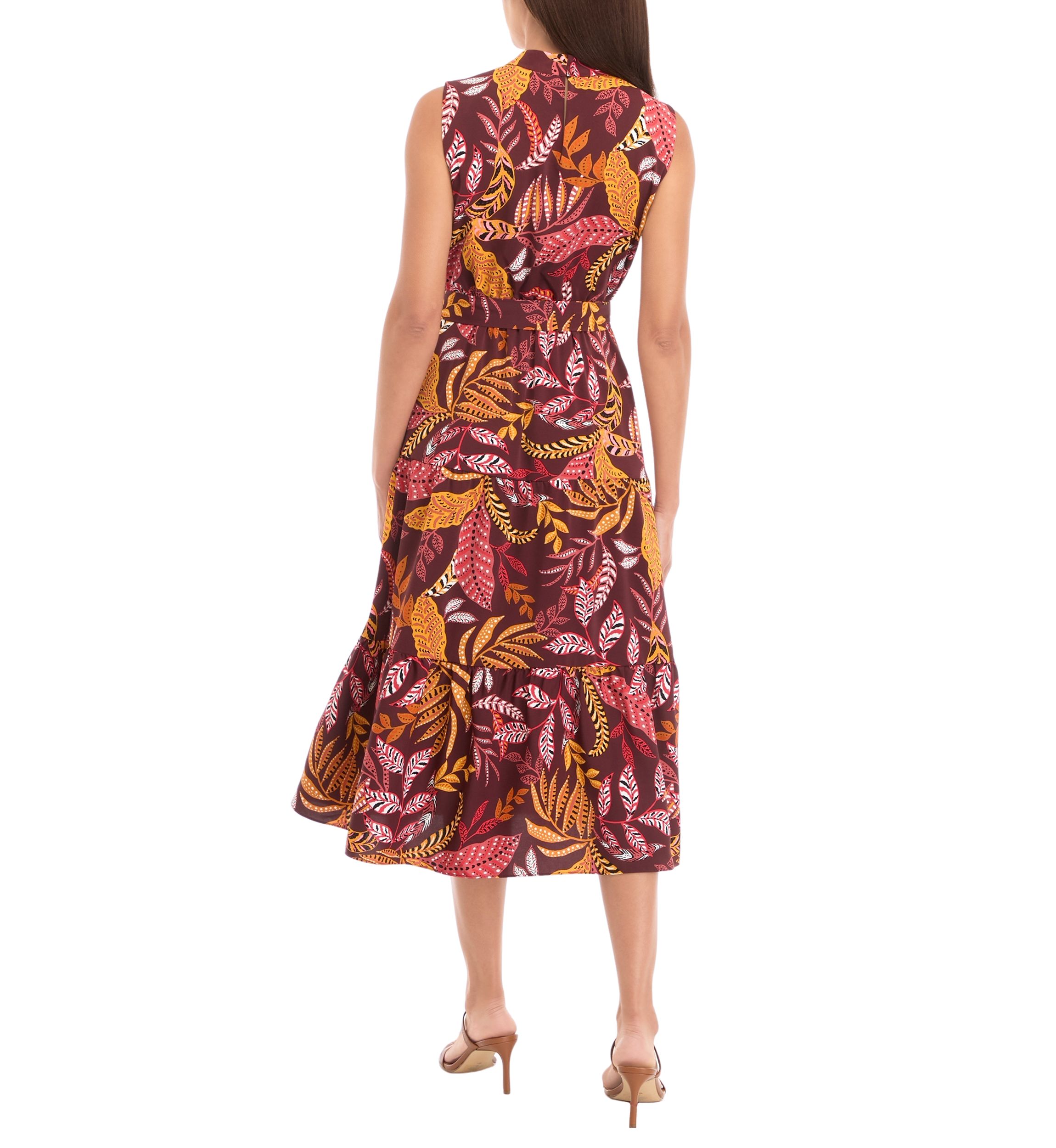 Petite Leaf Print Belted Sleeveless Dress