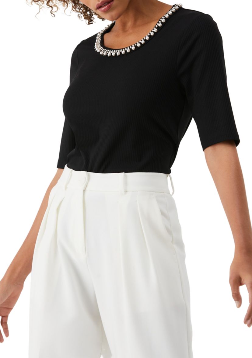 Womens Pearl Trim Rib Knit Short Sleeve Top