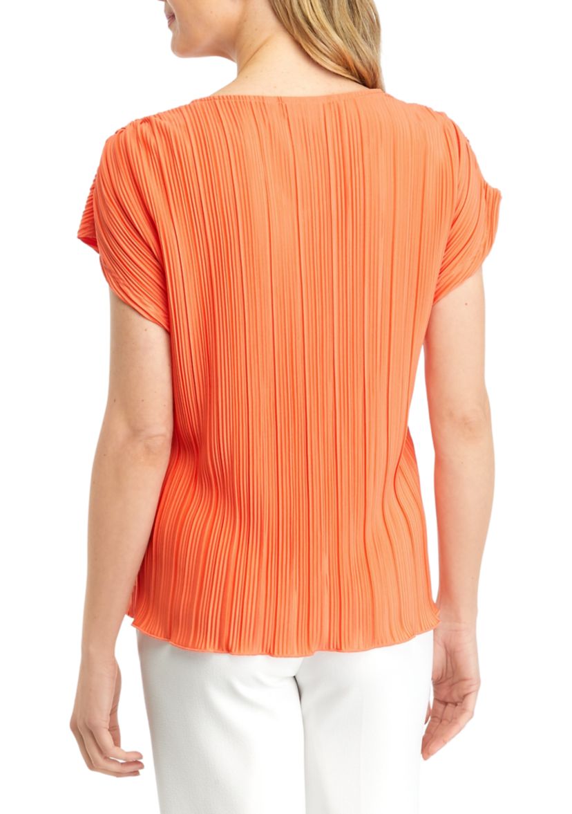 Womens Pleated Knit Blouse