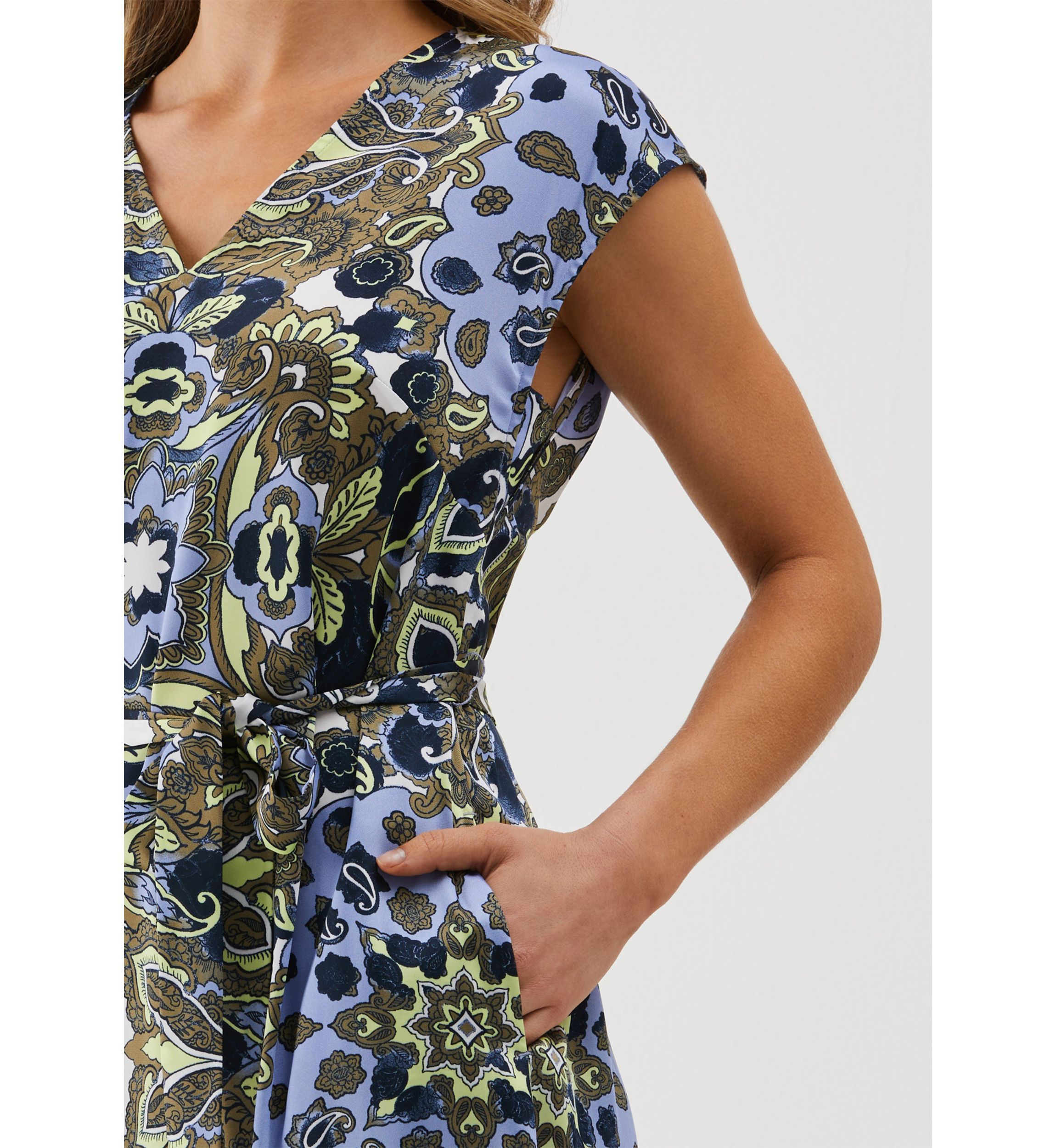 Womens Scarf Print Self Tie Sleeveless Dress