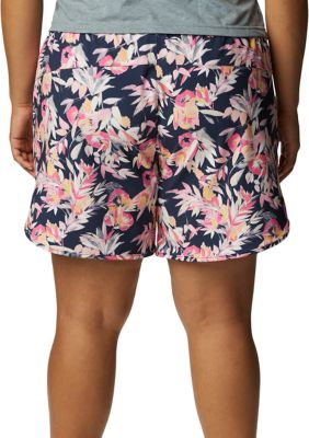 Women's Mid-Rise Fleece Shorts - Universal Thread™ Bright Pink 3X