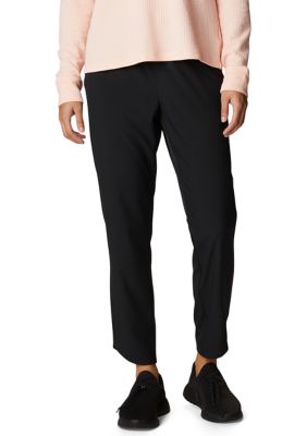  Columbia Women's Plus-Size Anytime Outdoor Plus Size Capri Pants,  Black, 16Wx18 : Clothing, Shoes & Jewelry