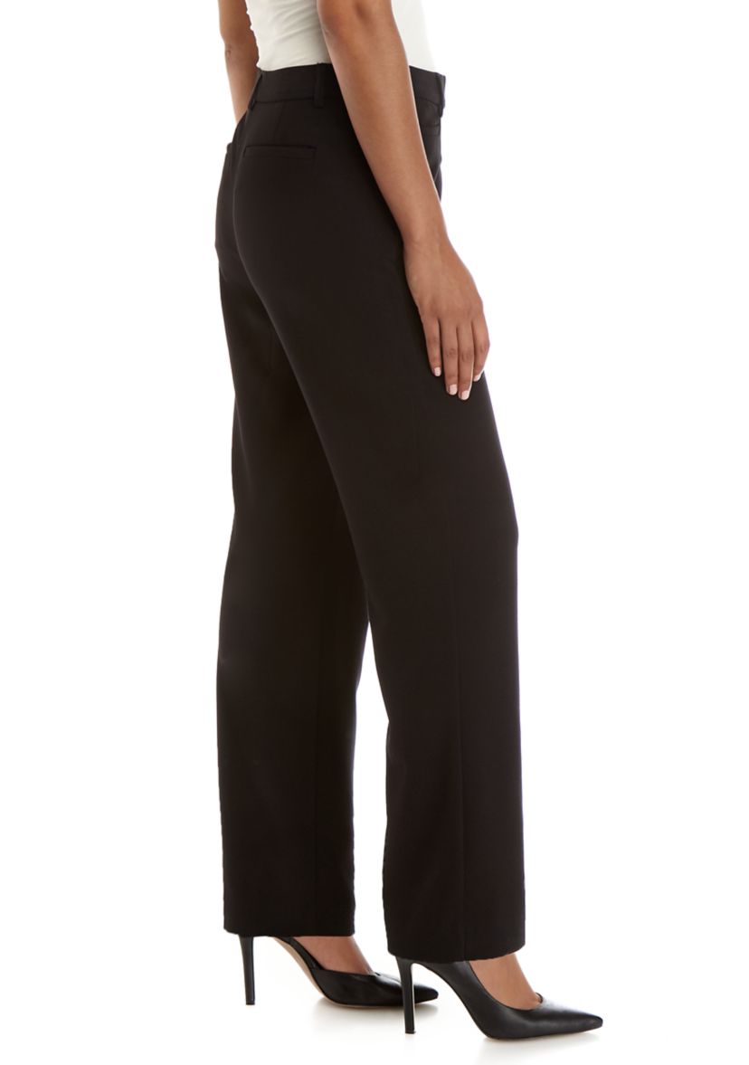 Womens No Gap Straight Leg Short Pants