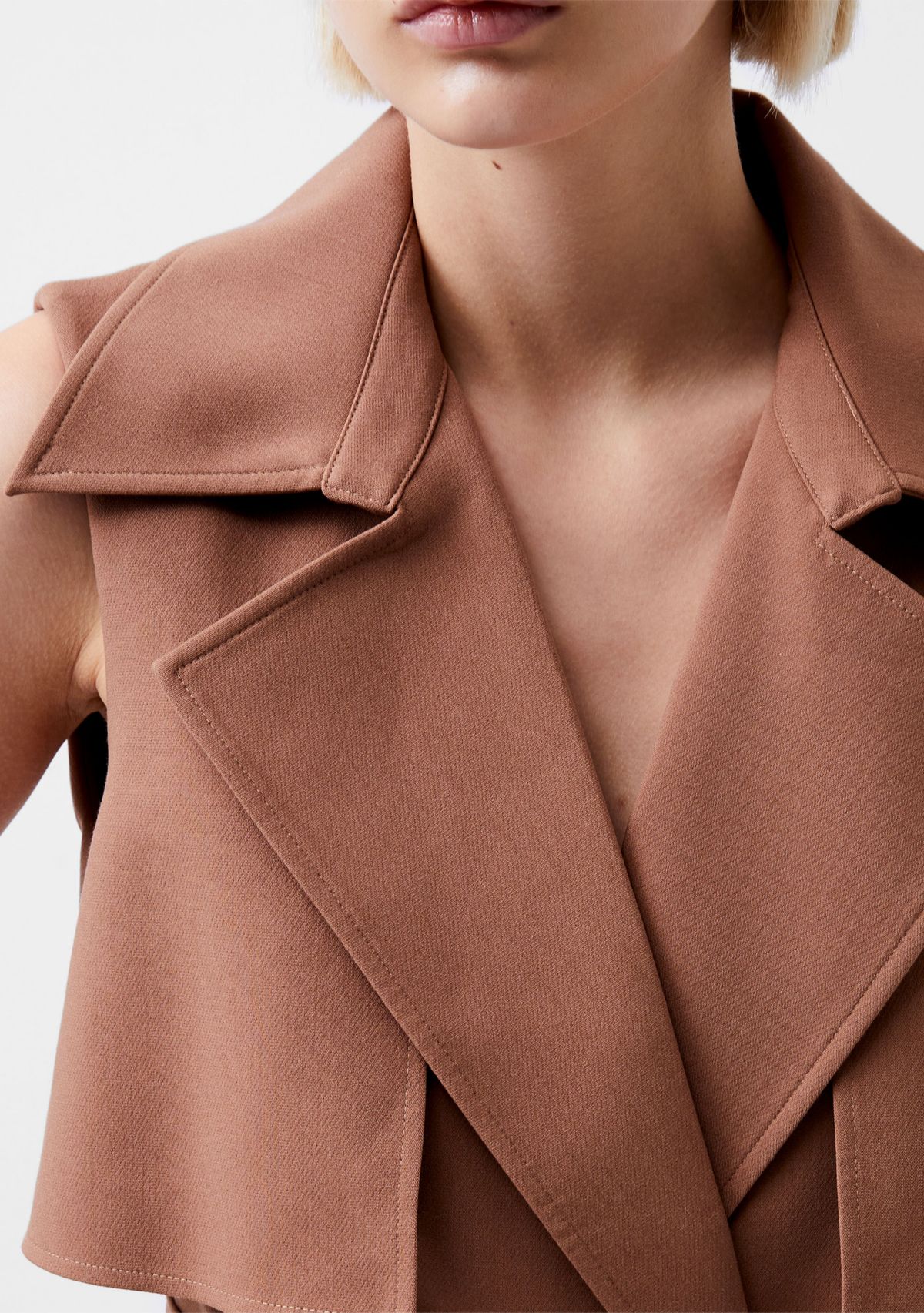 Azra Twill Sleeveless Trench Coat