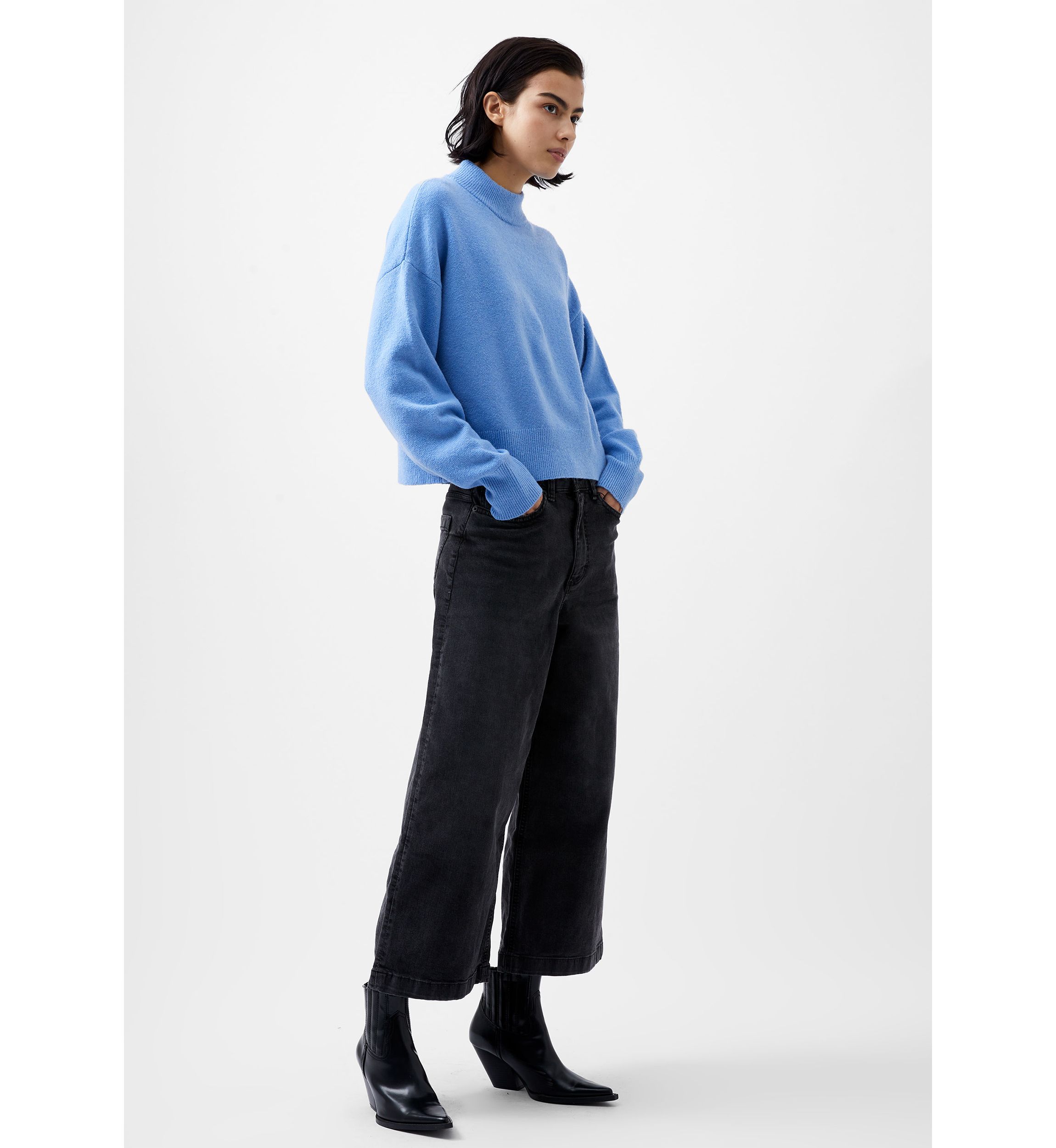 Vhari Crew Neck Jumper