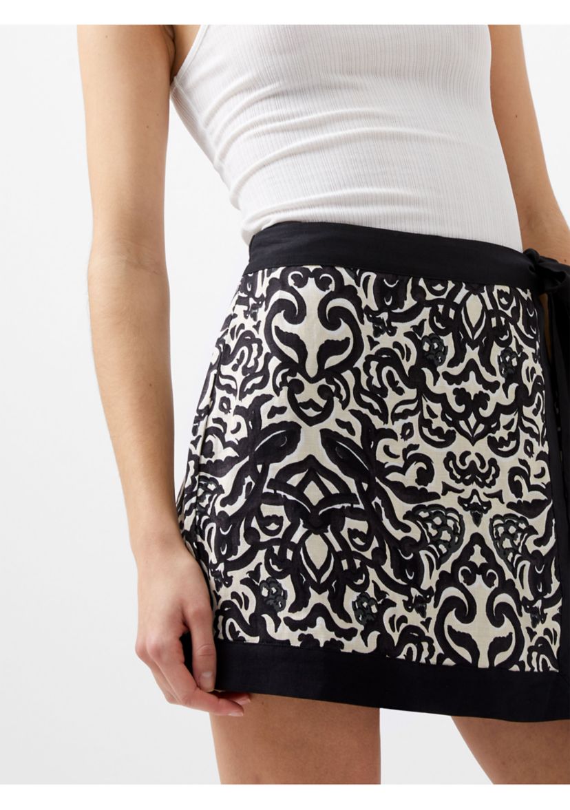 Cristyn Birdie Linen Embroidered Skort