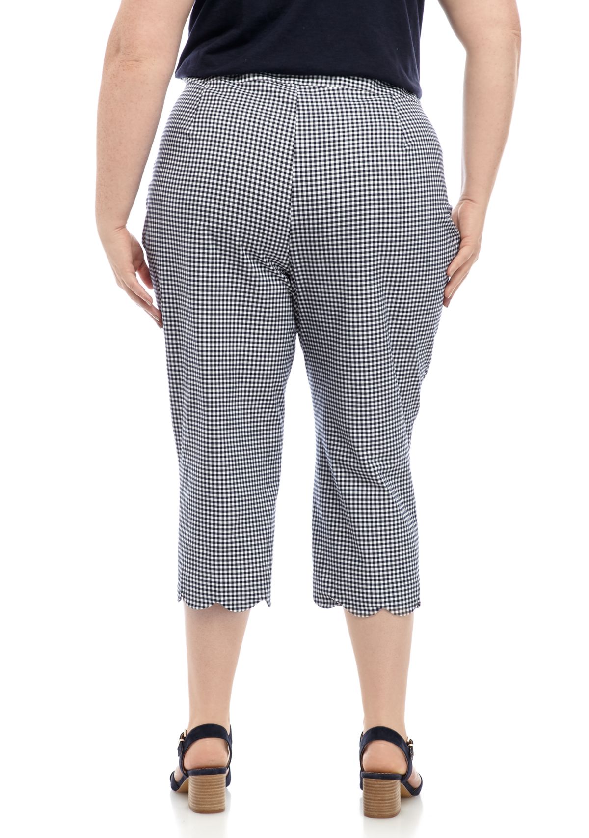 Plus Size Scallop Hem Capri Pants 