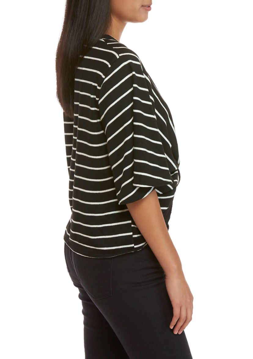 Juniors Short Sleeve Twist Front Knit Top 