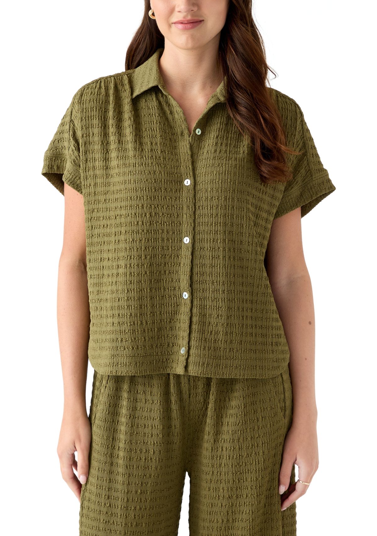 Womens Short Sleeve Textured Camp Shirt