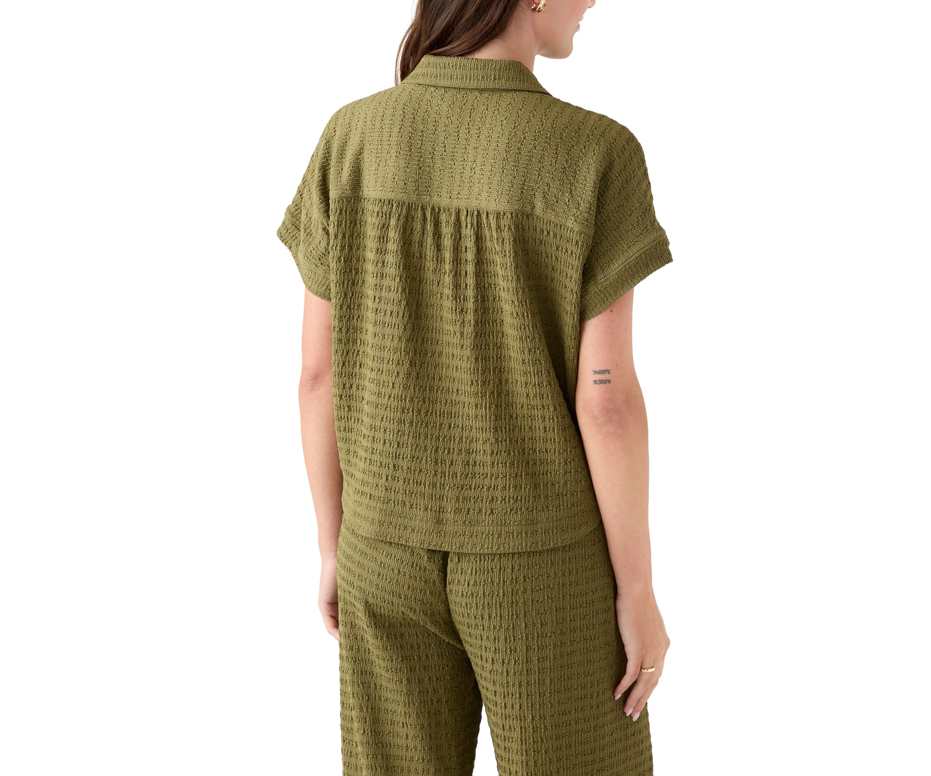 Womens Short Sleeve Textured Camp Shirt