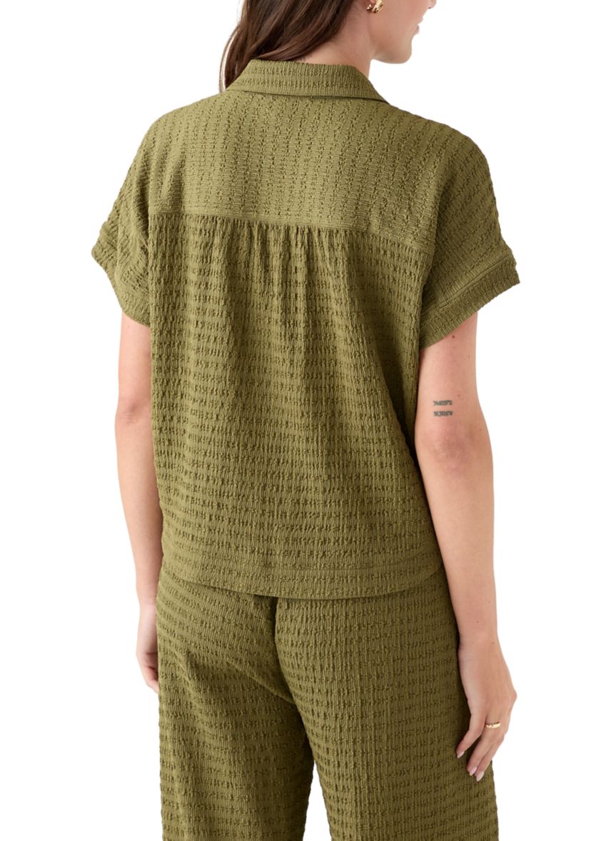Womens Short Sleeve Textured Camp Shirt
