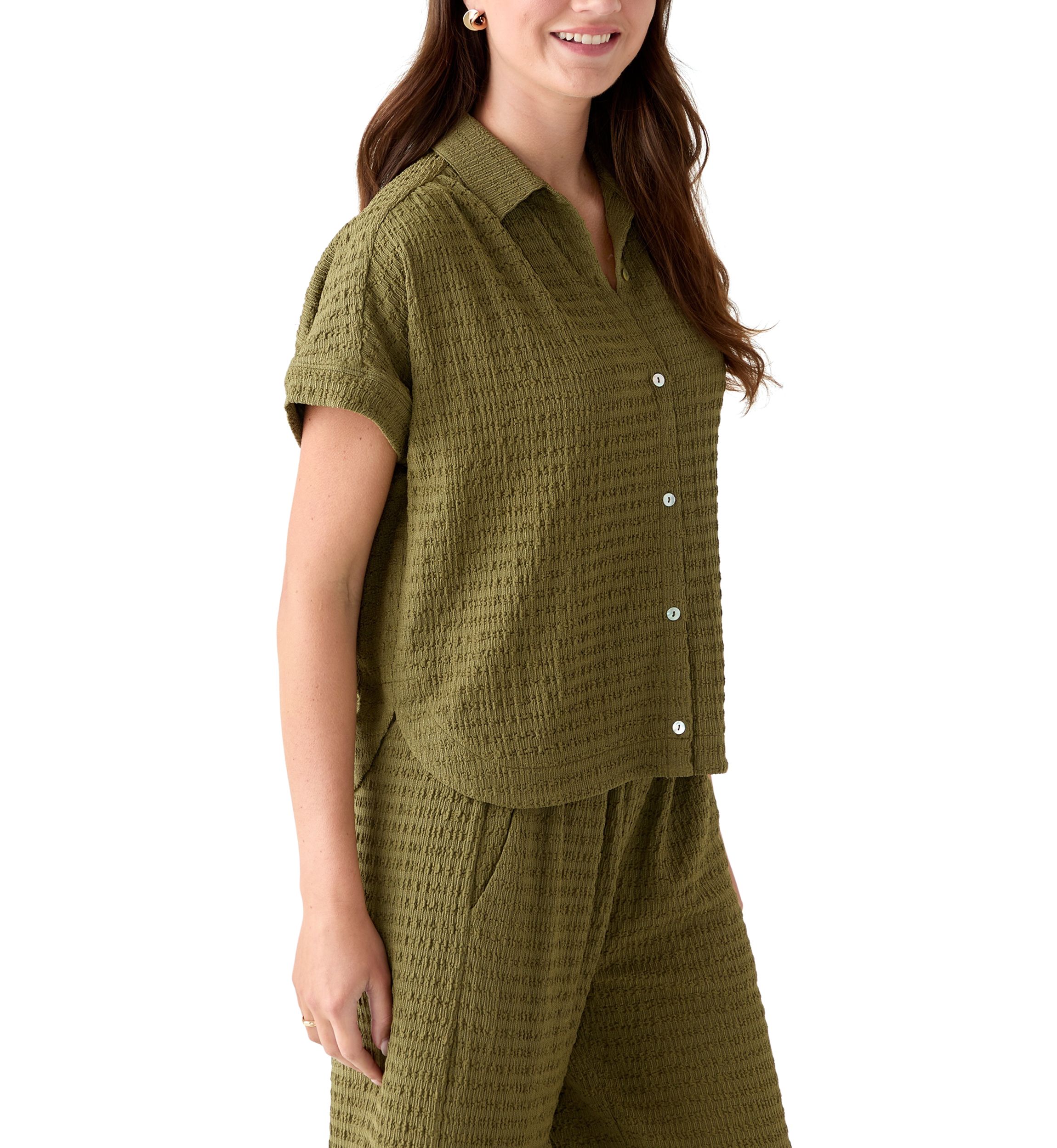 Womens Short Sleeve Textured Camp Shirt