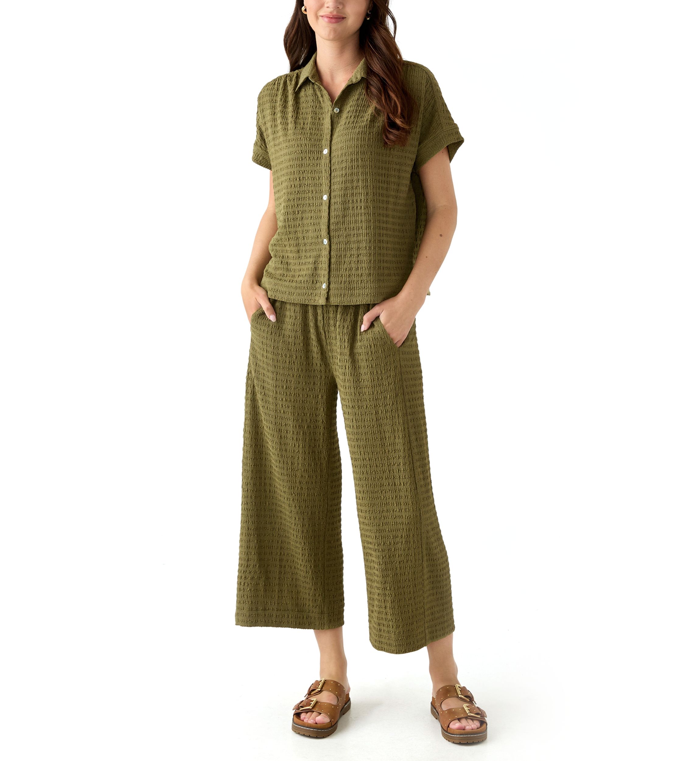 Womens Short Sleeve Textured Camp Shirt