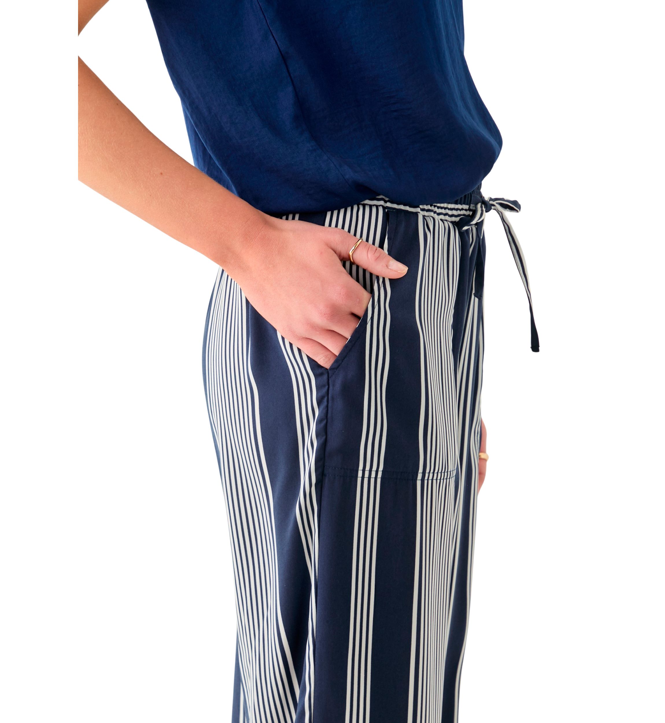 Womens Cap Sleeve Washer Satin Solid Top
