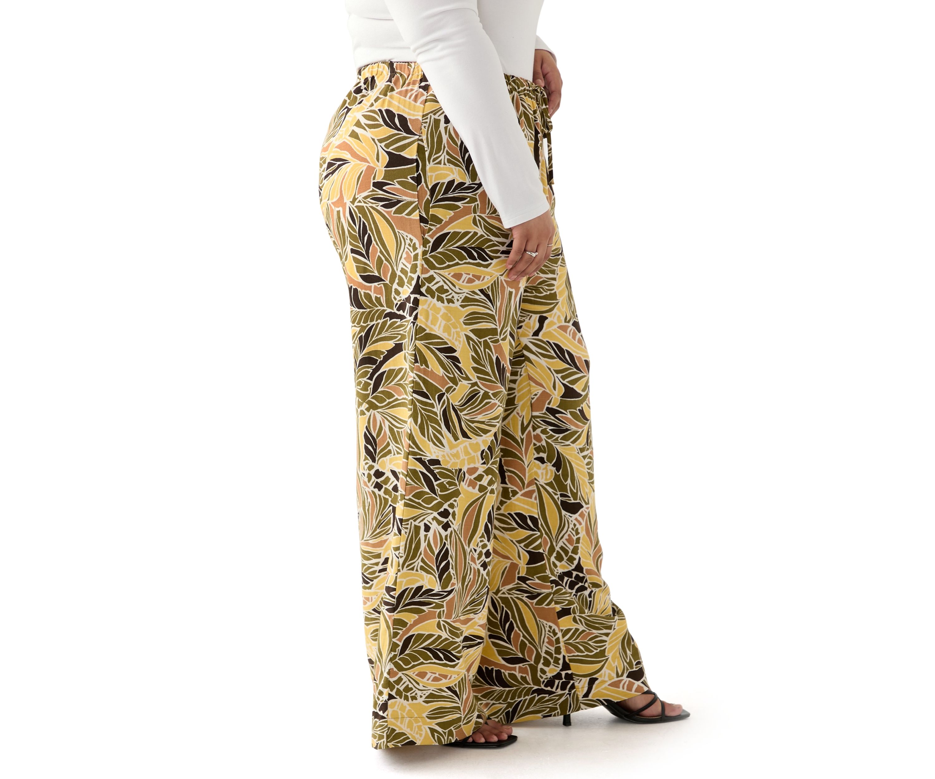 Womens Plus Pull On Printed Pants