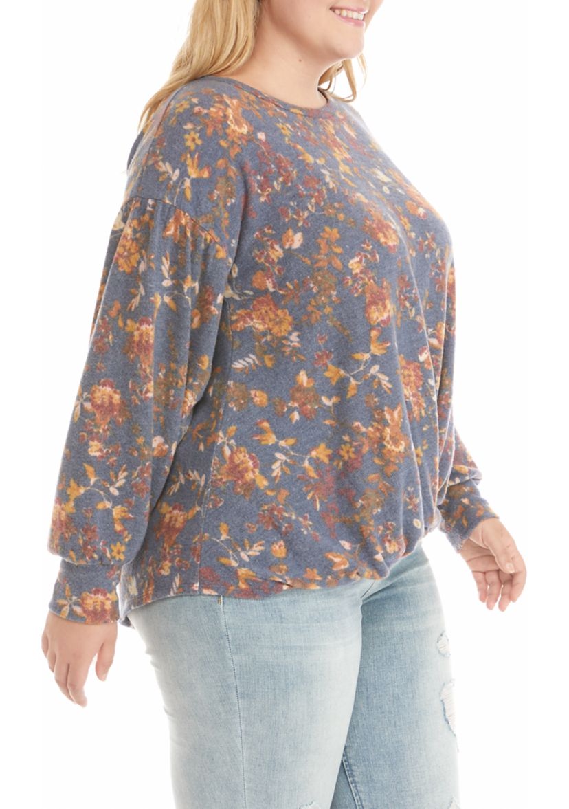 Plus Size Twist Front Pullover