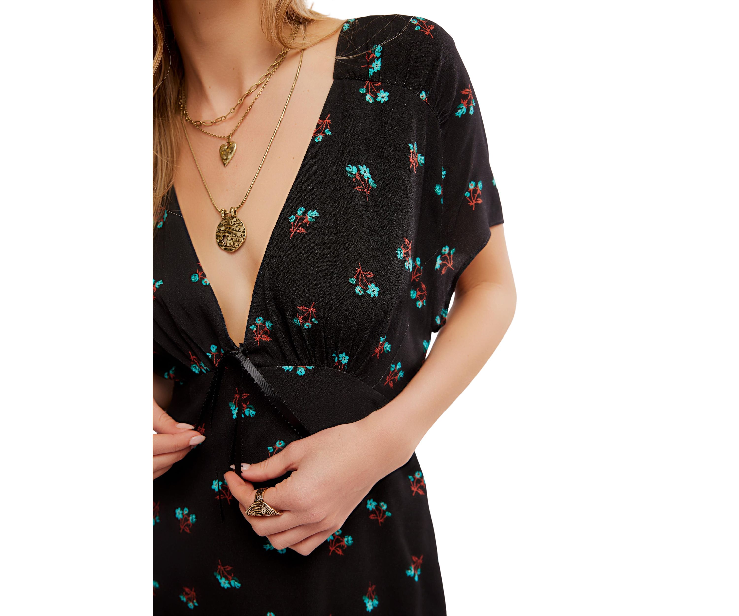 Everyones Favorite Mini Dress