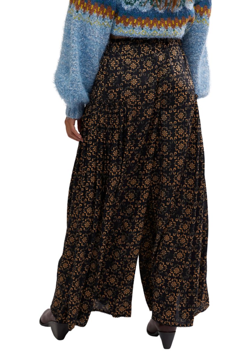 So Charming Wide-Leg Pants