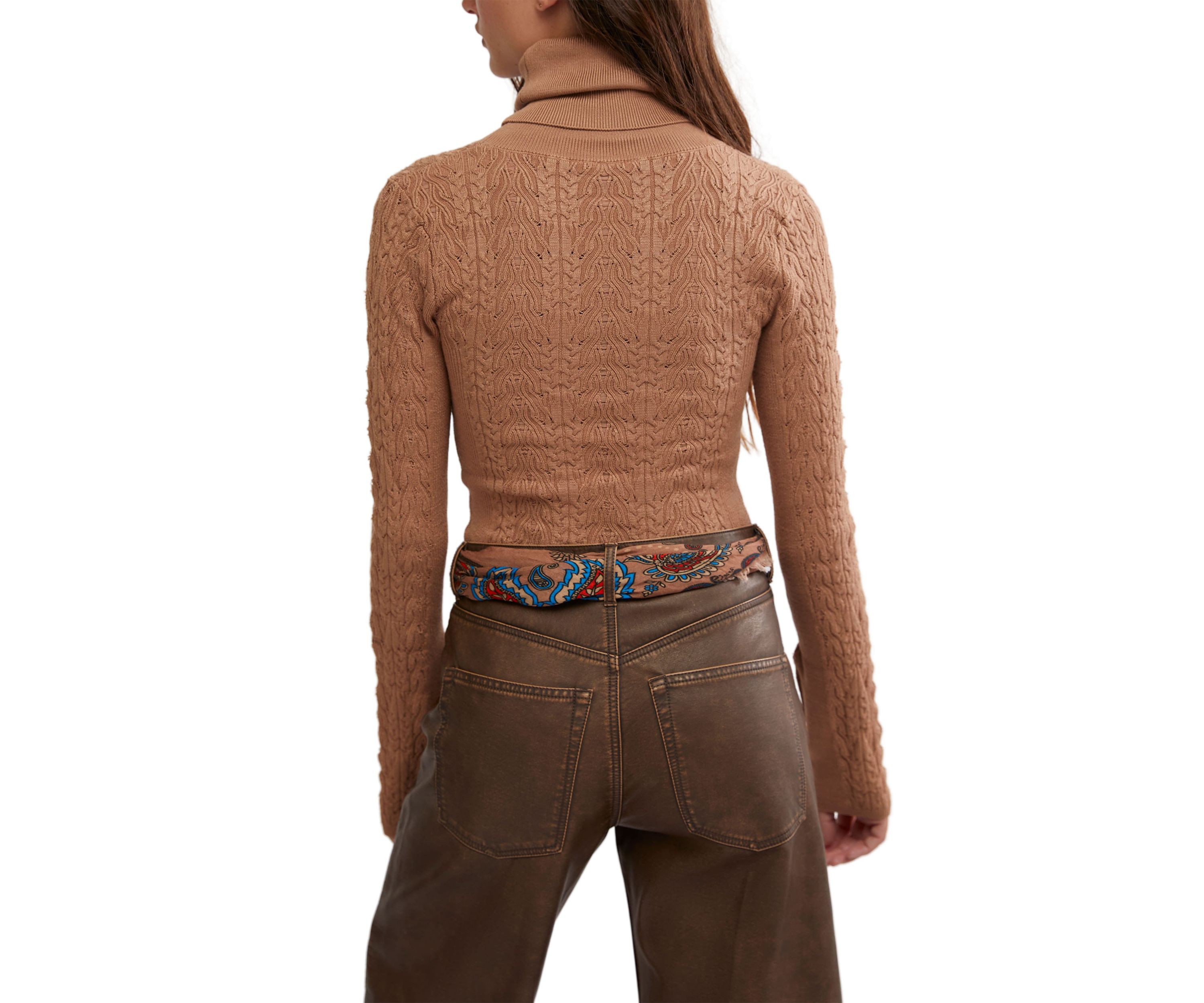 Maddie Turtleneck
