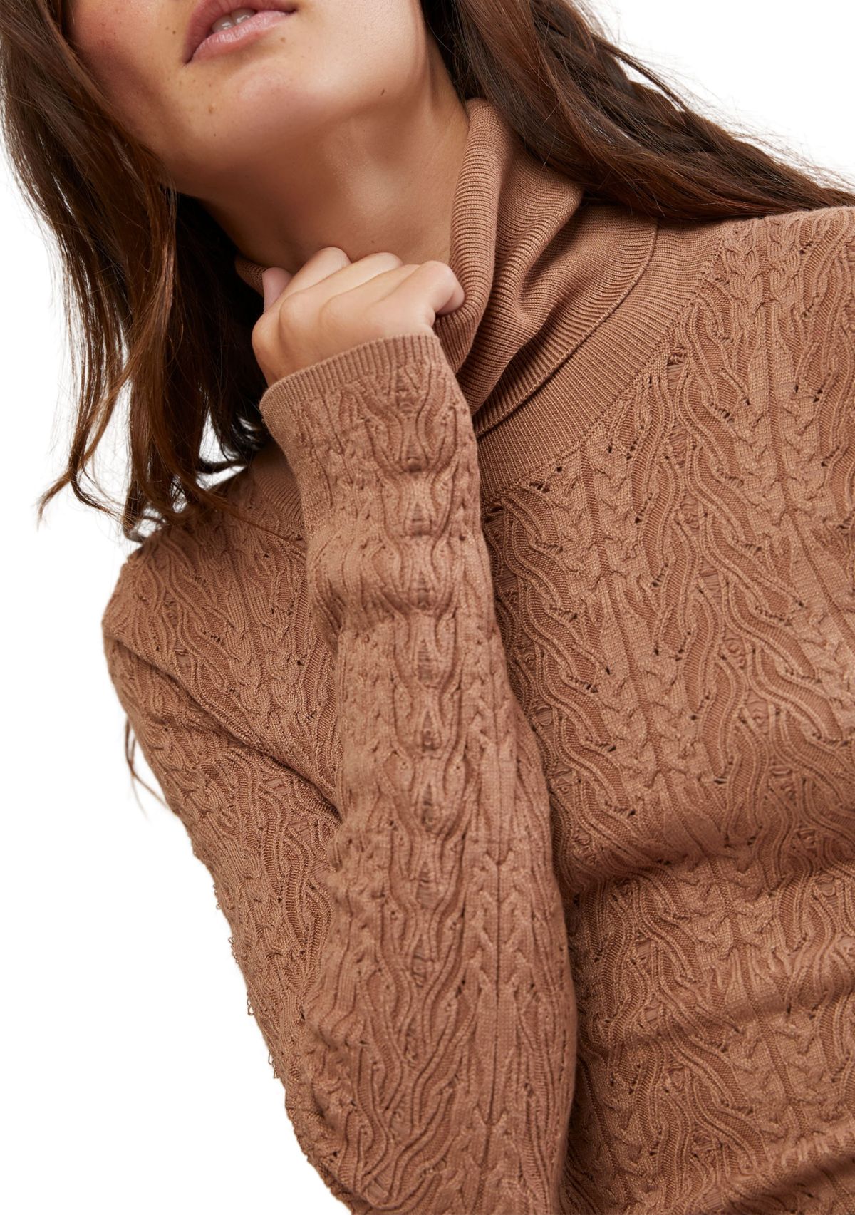 Maddie Turtleneck