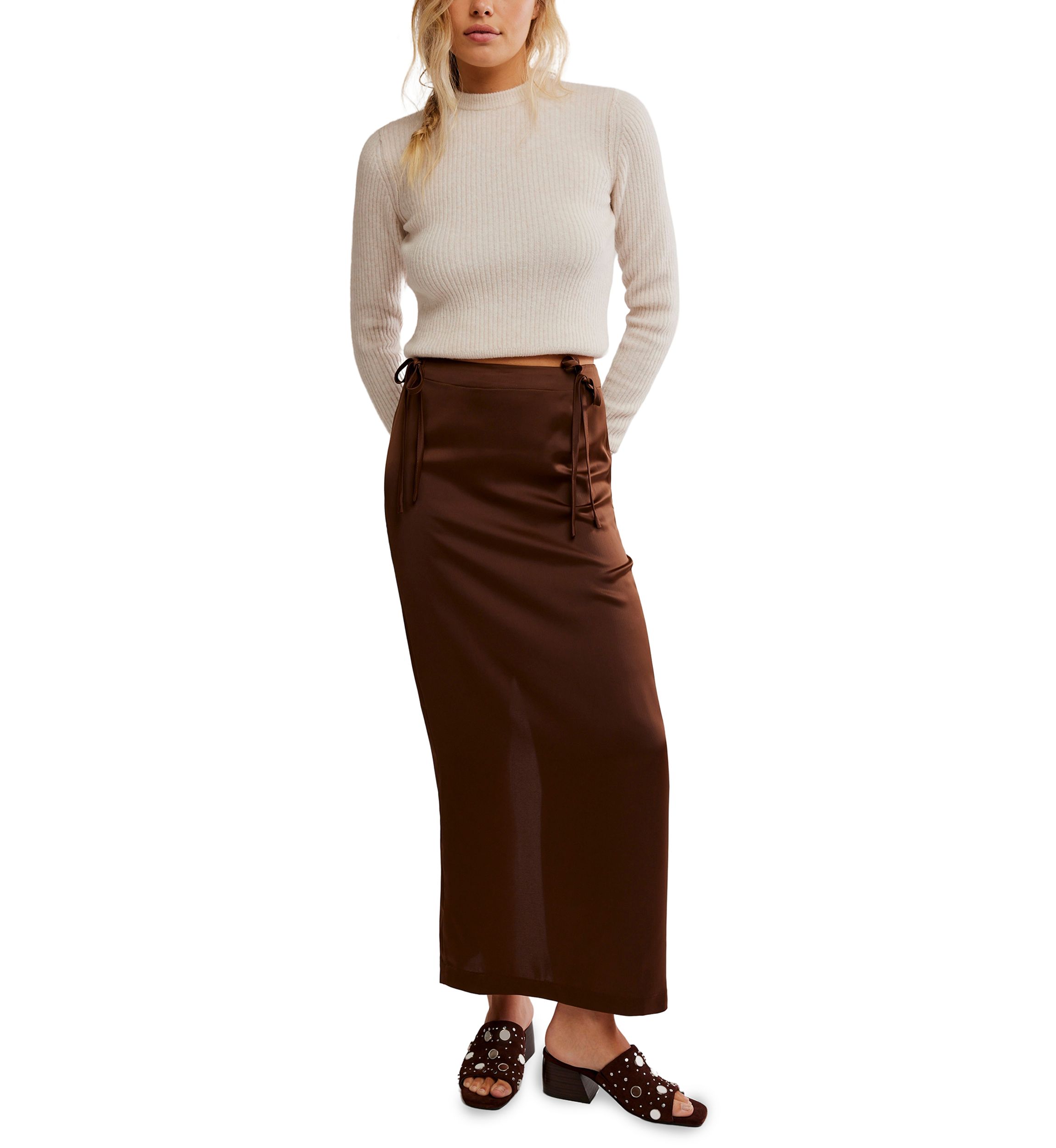 Rosetto Column Skirt
