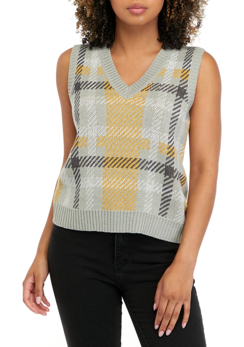 Juniors Sleeveless Plaid Sweater Vest 