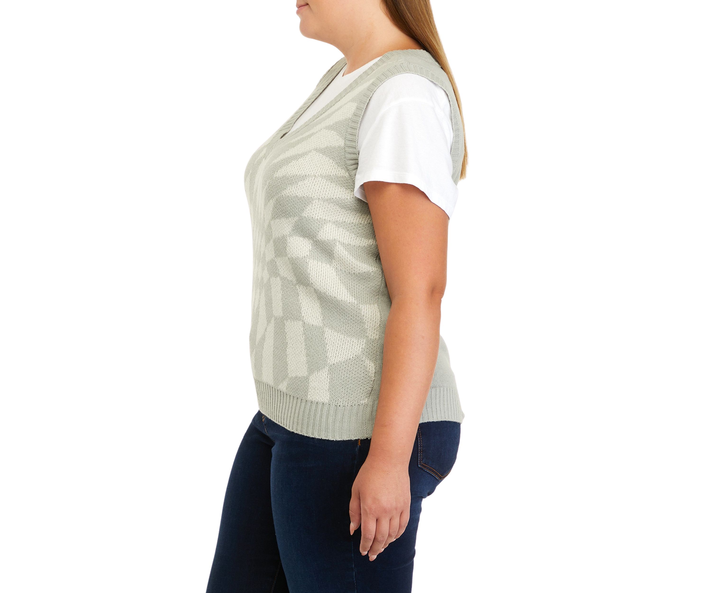 Plus Size Sleeveless Sweater Vest