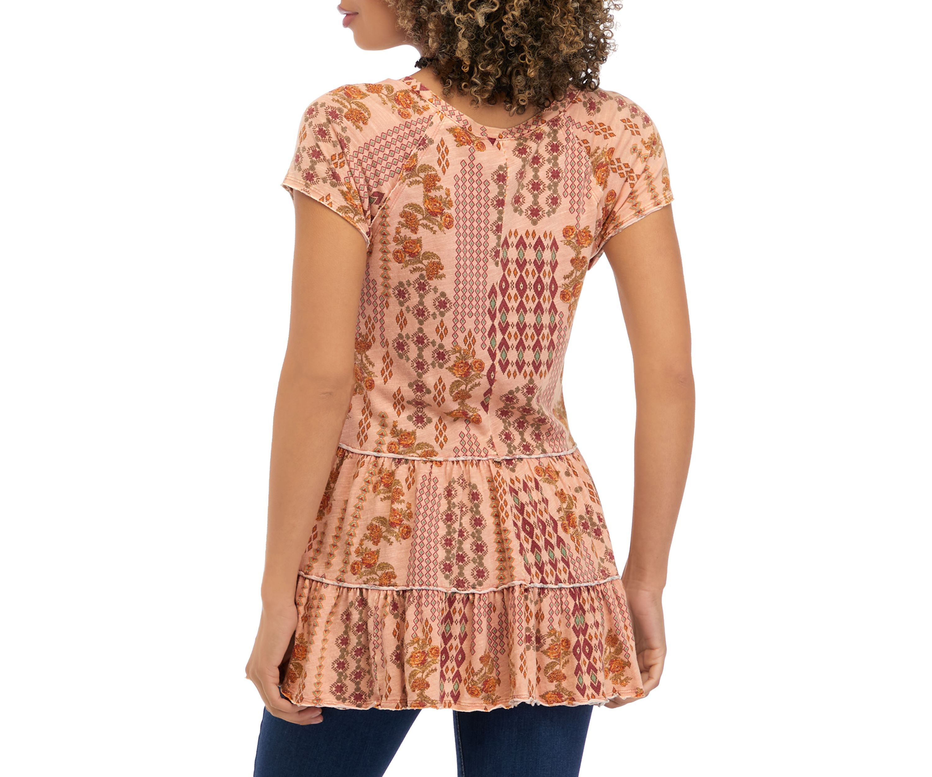 Short Sleeve V-Neck Tiered Knit Top
