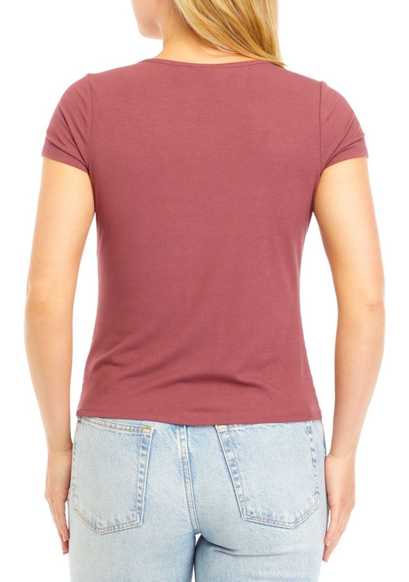 Juniors Short Sleeve Scoop Neck Top