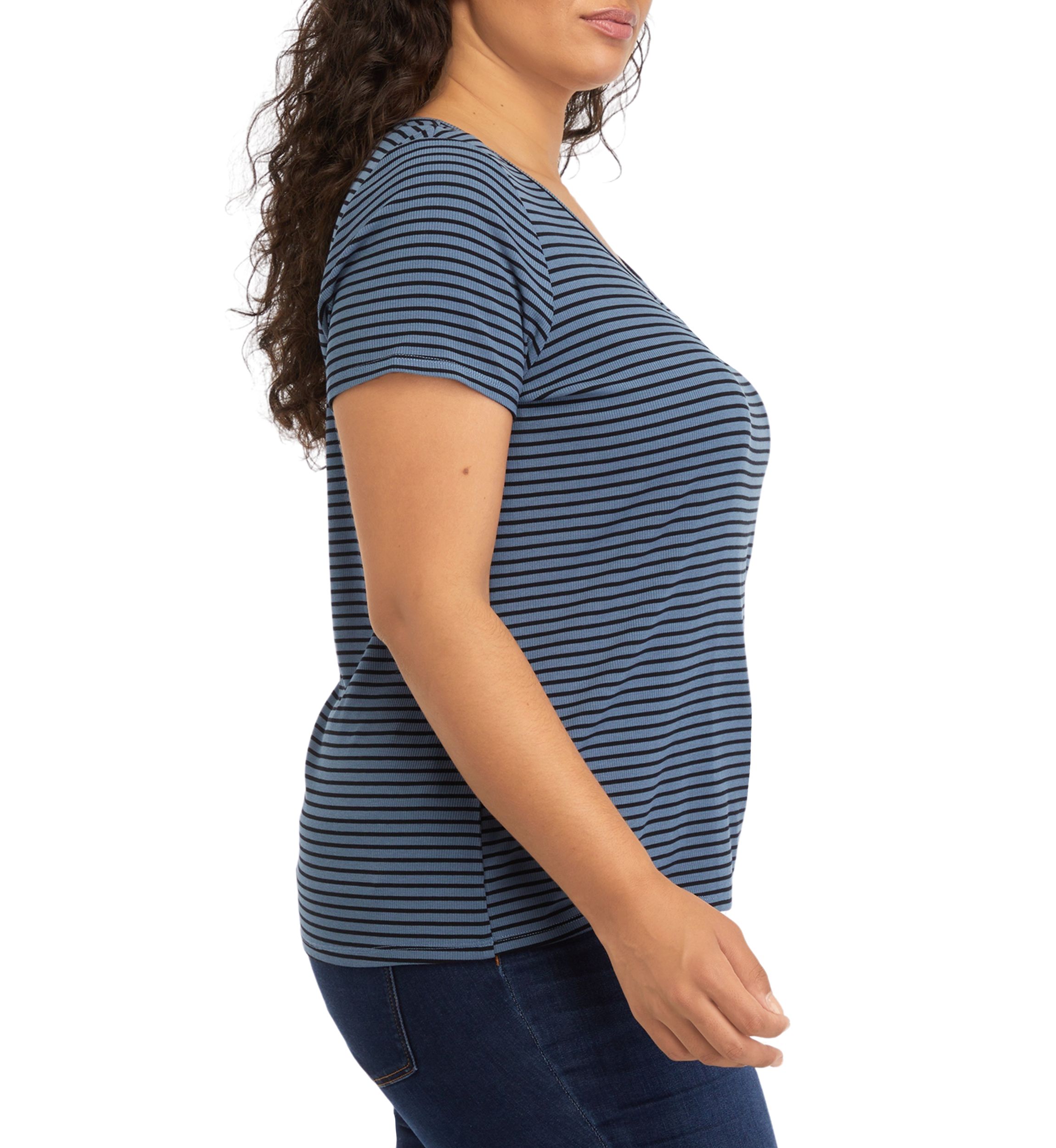 Plus Size Short Sleeve Scoop Neck T-Shirt with Keyhole