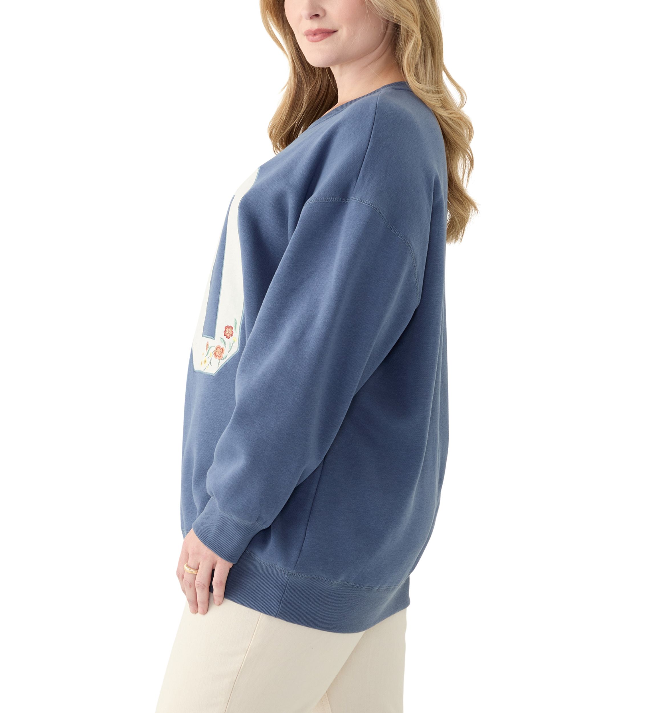 Plus Size Long Sleeve Graphic Sweatshirt 