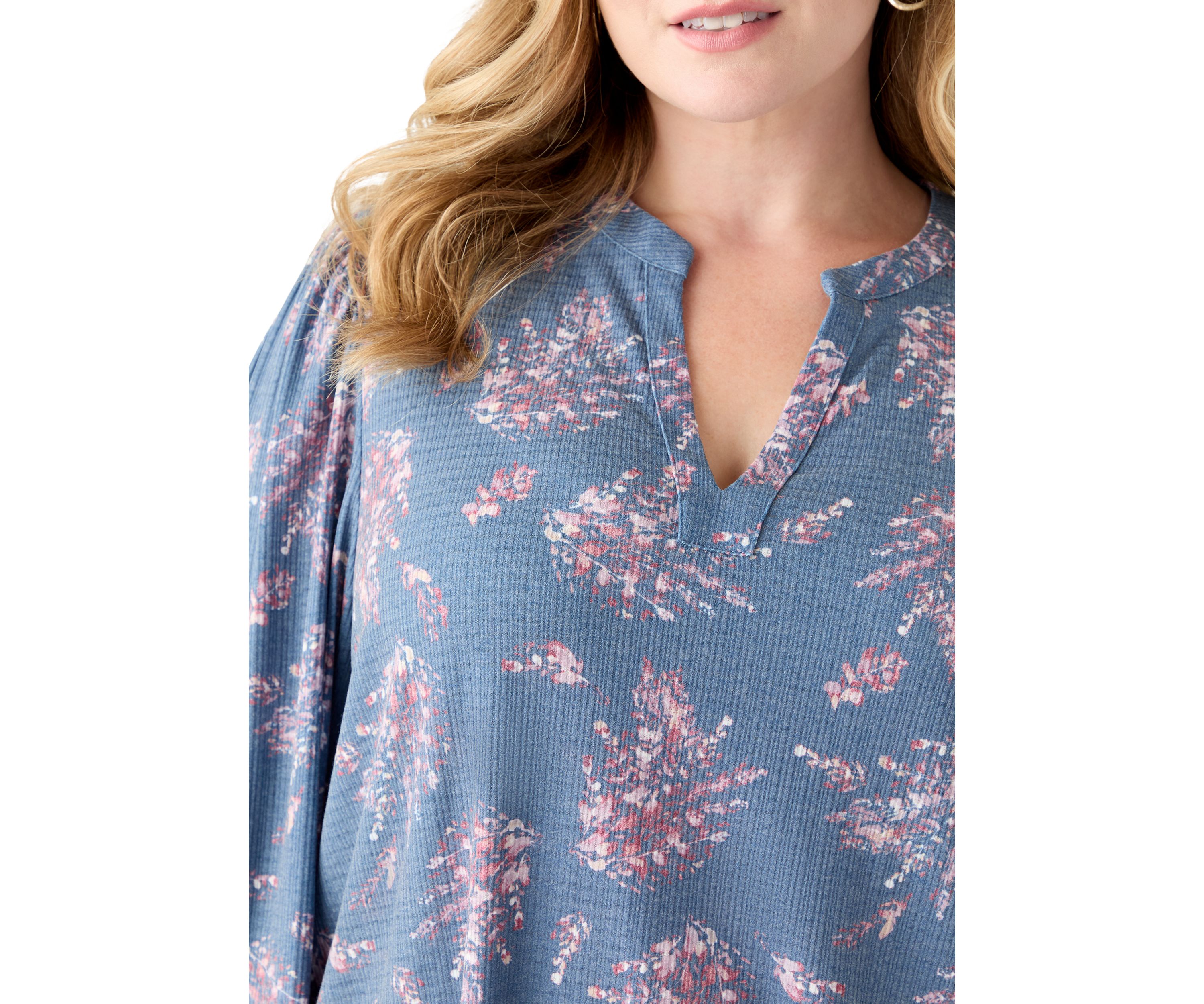 Plus Size Blouson Sleeve Split Neck Floral Stamp Top 