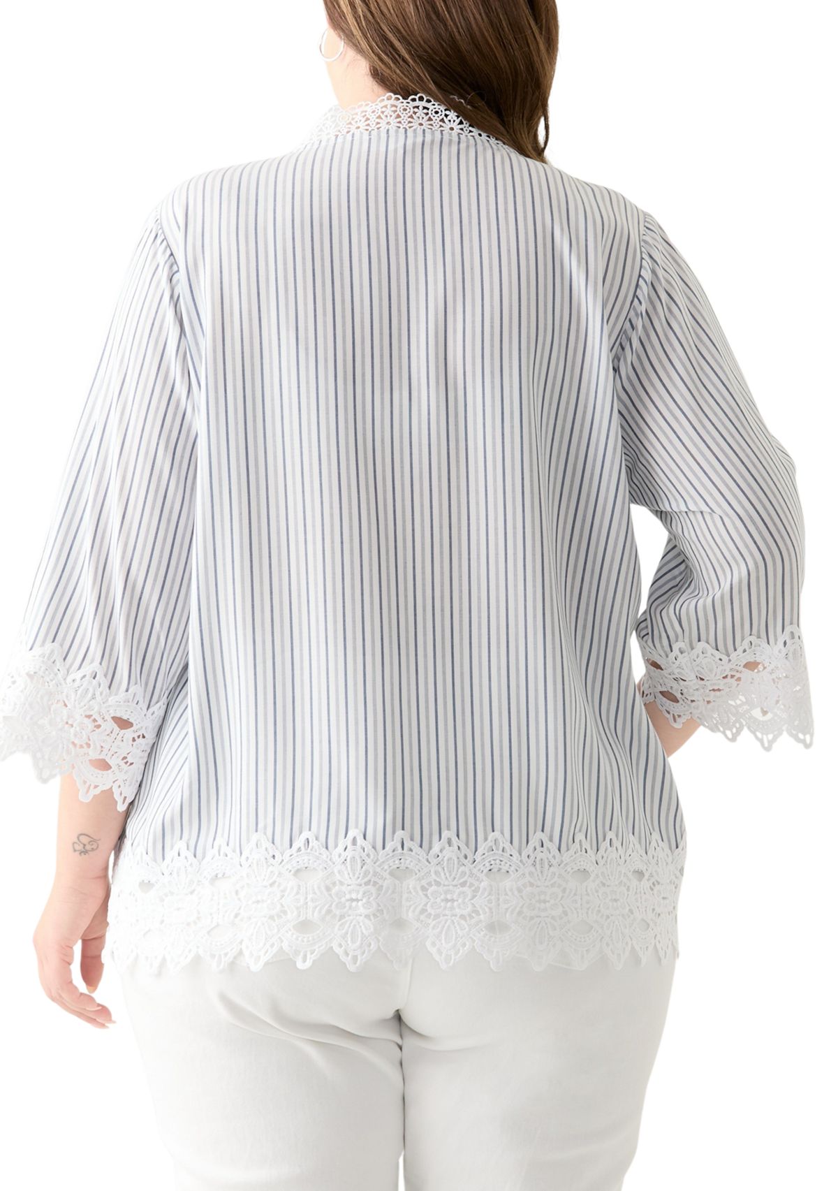 Plus Size 3/4 Sleeve Crochet Trim Woven Blouse 