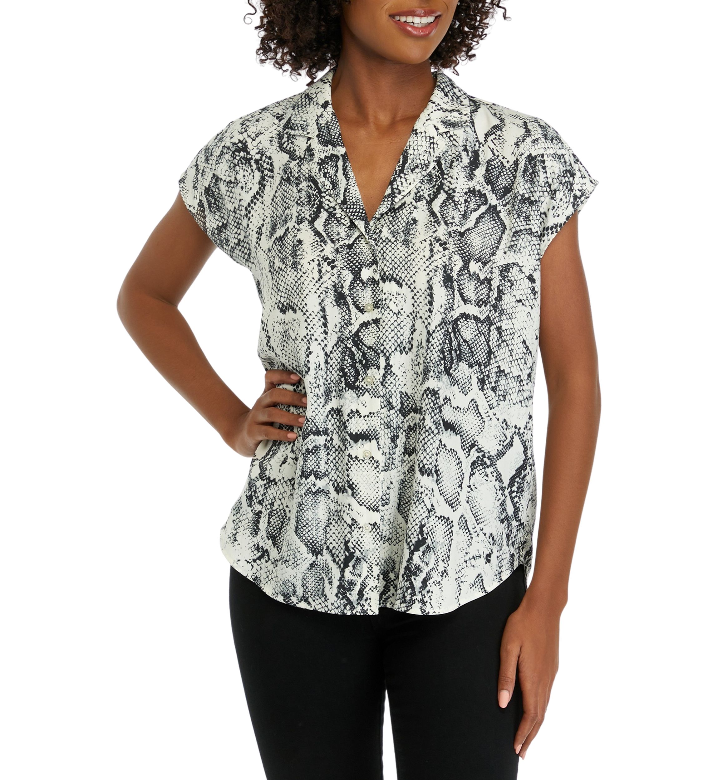 Womens Printed Short Sleeve Camp Shirt