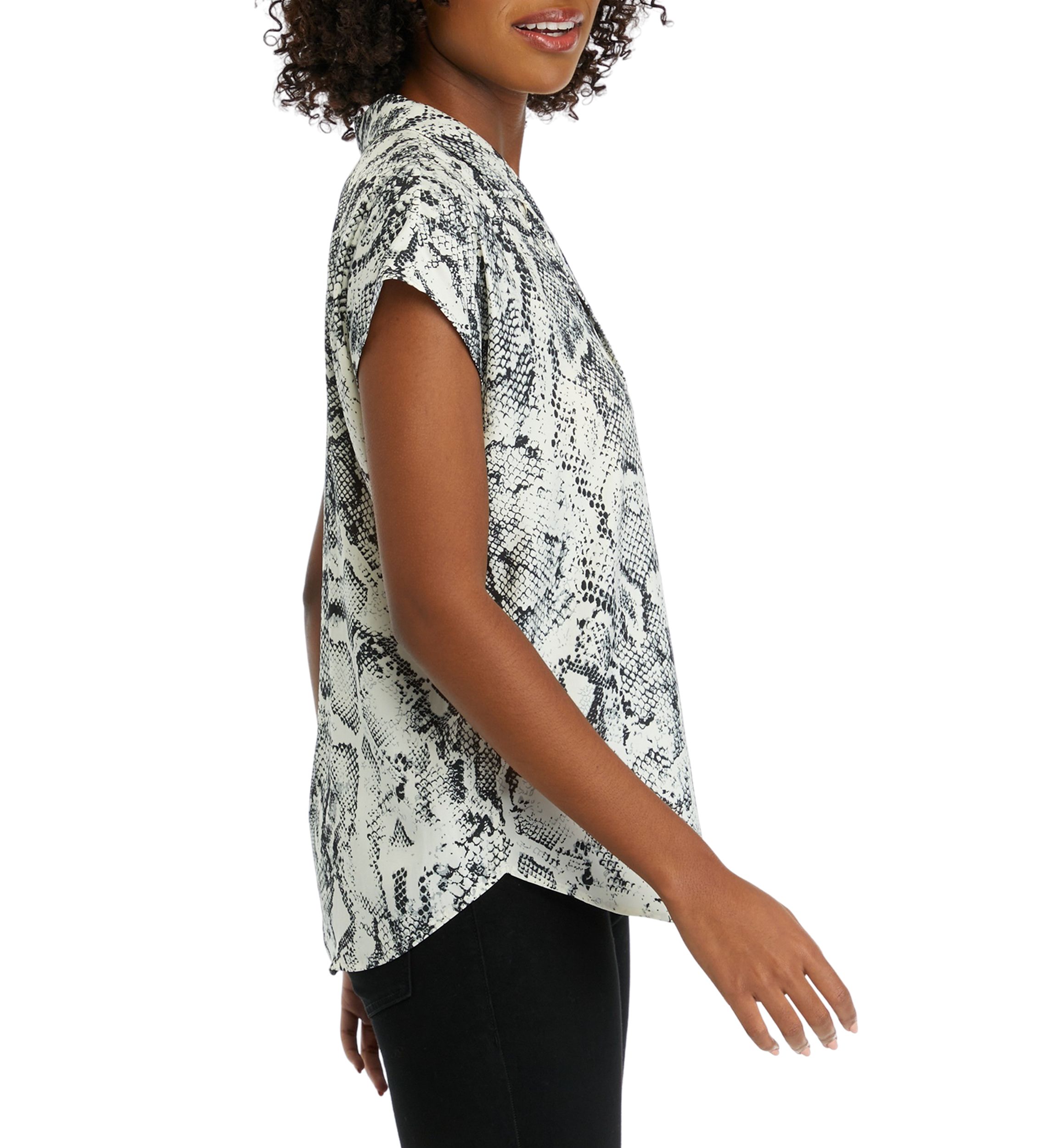 Womens Printed Short Sleeve Camp Shirt