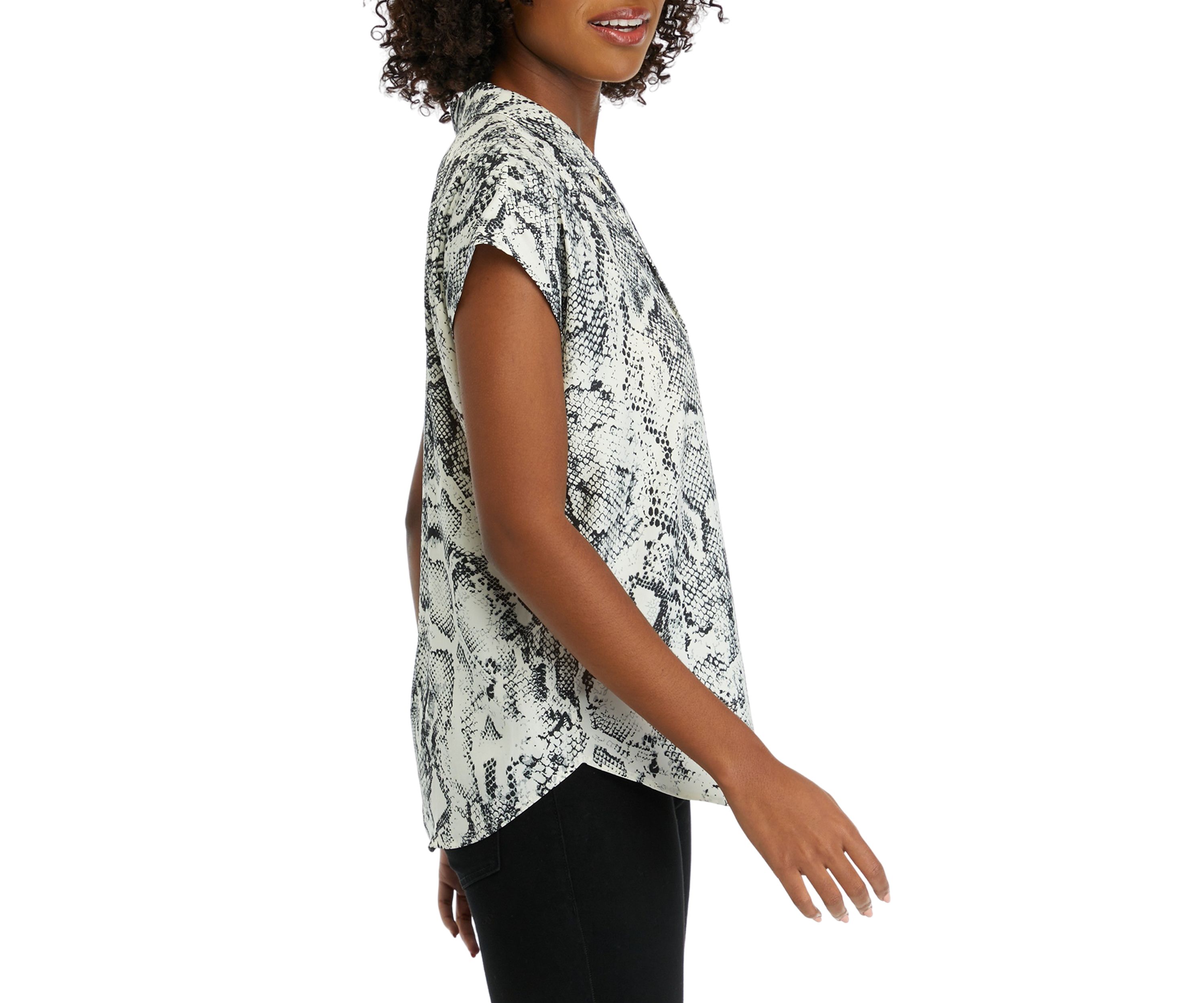 Womens Printed Short Sleeve Camp Shirt