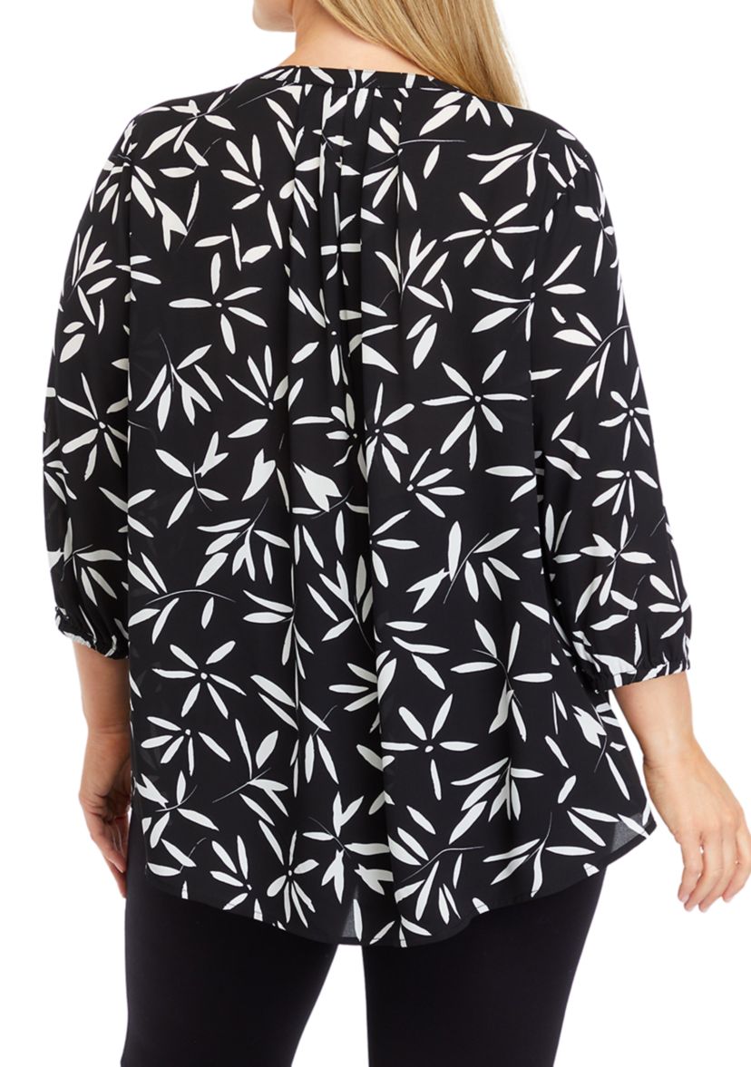 Womens 3/4 Sleeve Split Neck Printed Top 