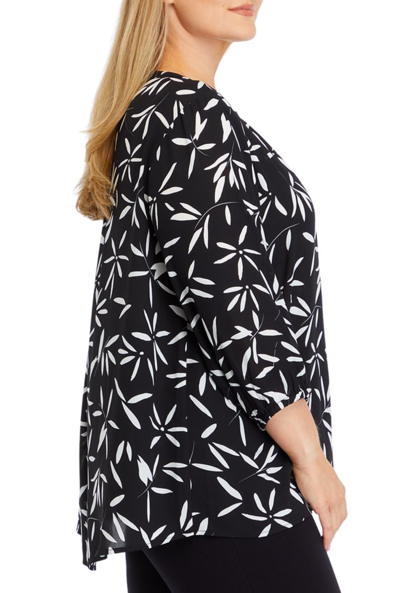 Womens 3/4 Sleeve Split Neck Printed Top 