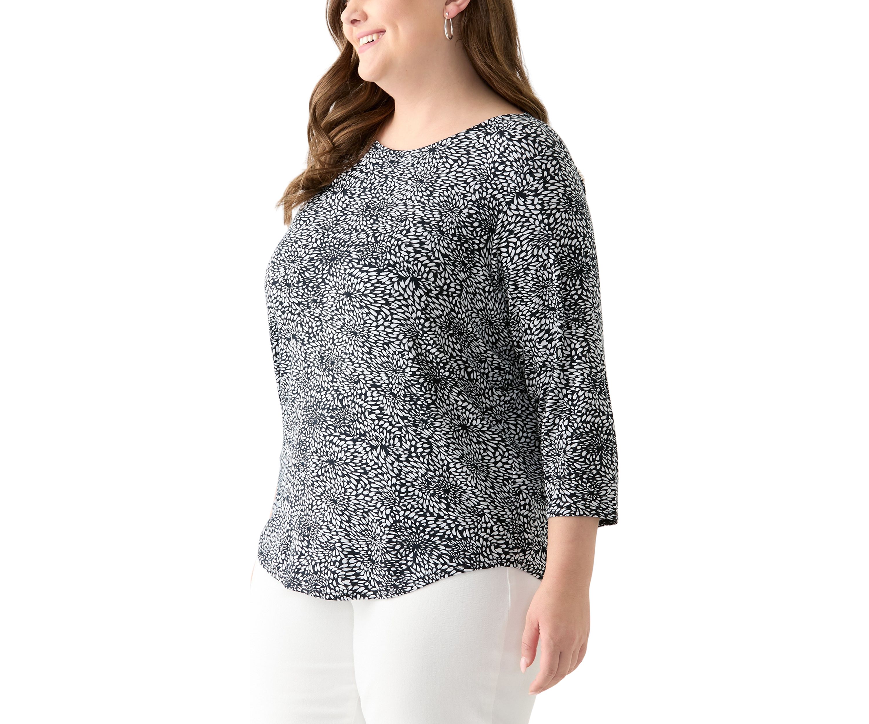 Plus Size 3/4 Sleeve Pleat Back Knit Top
