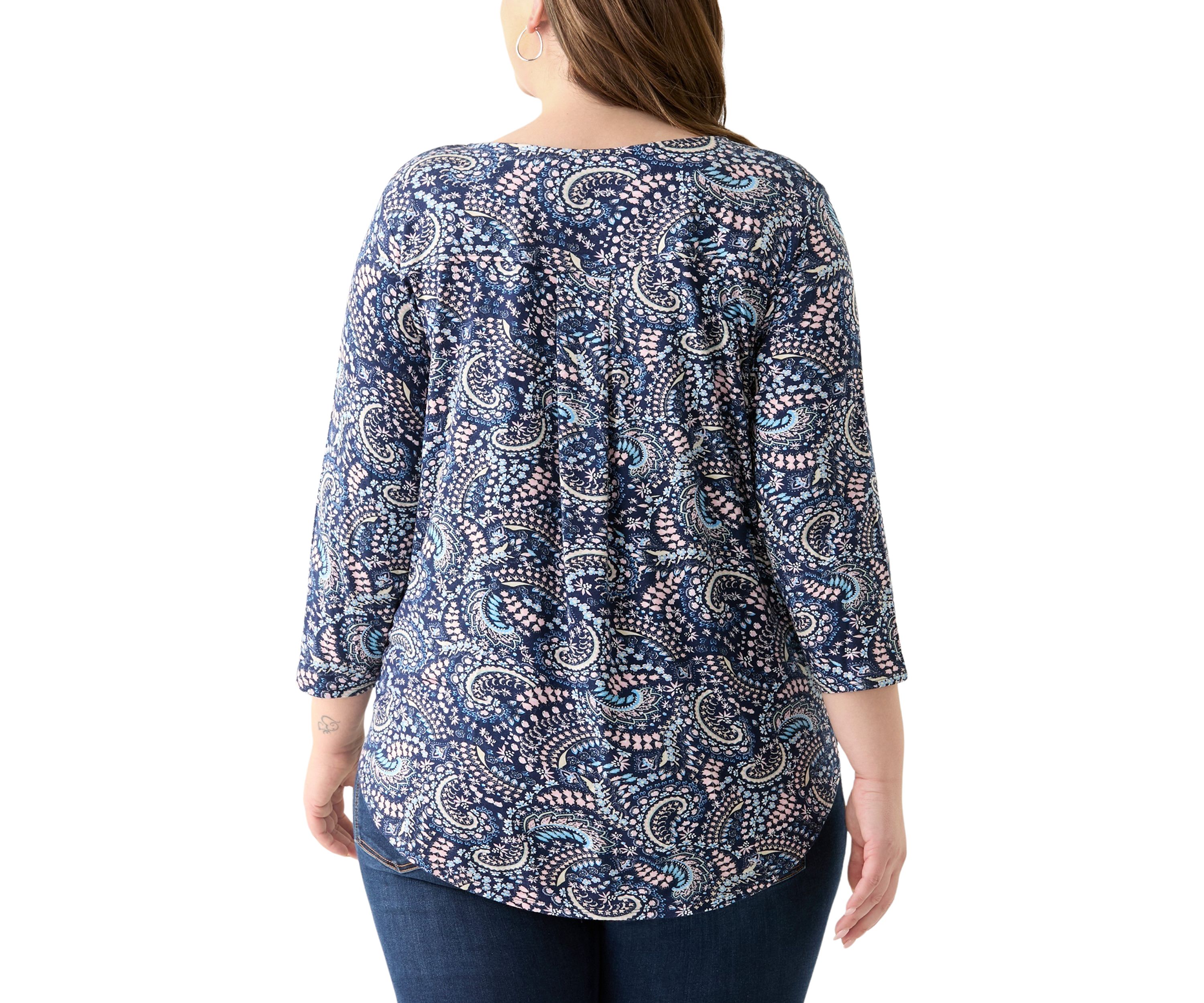Plus Size 3/4 Sleeve Pleat Back Knit Top