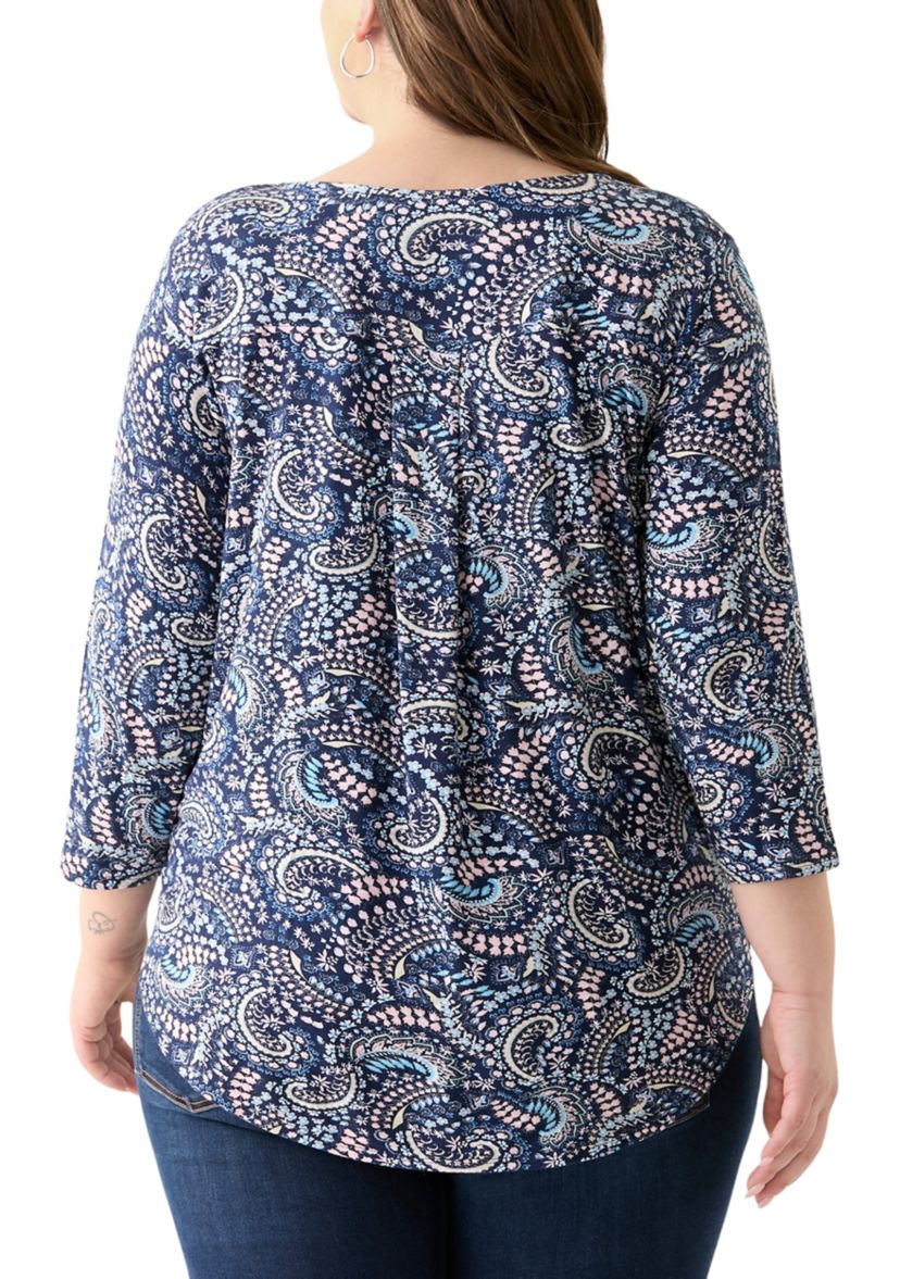 Plus Size 3/4 Sleeve Pleat Back Knit Top