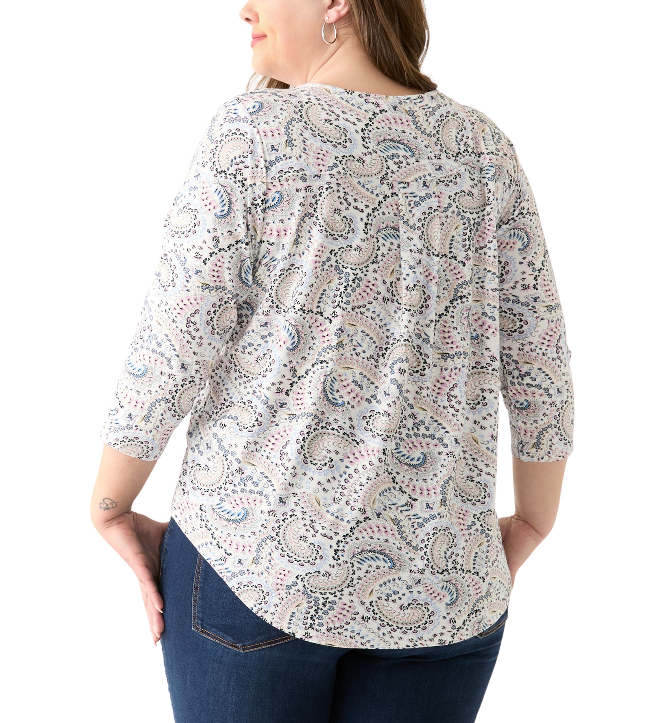 Plus Size 3/4 Sleeve Pleat Back Knit Top