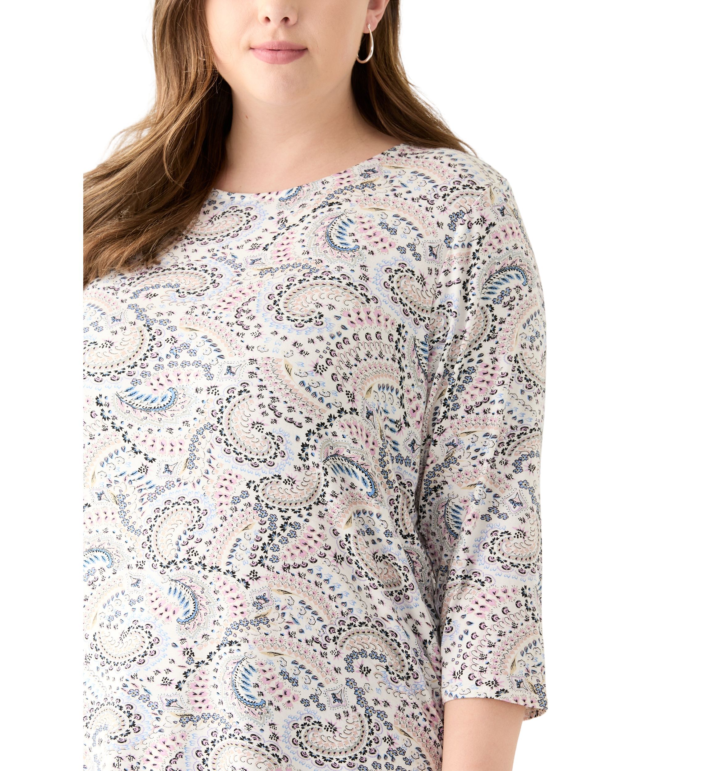 Plus Size 3/4 Sleeve Pleat Back Knit Top